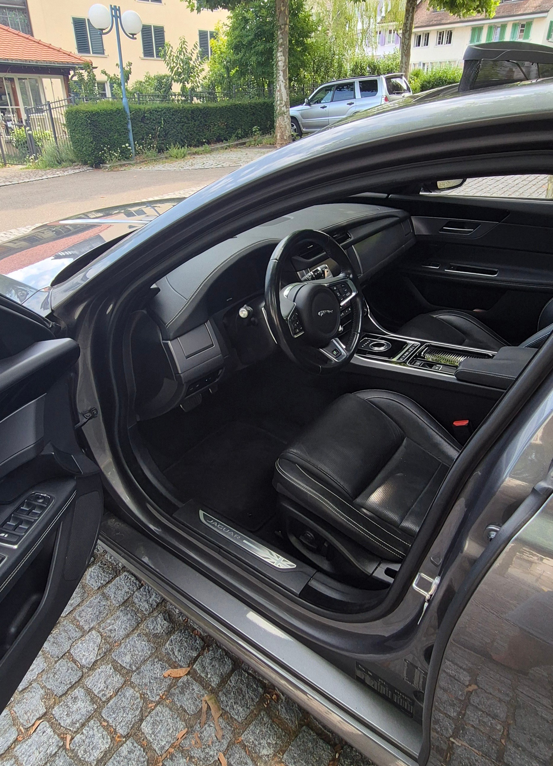JAGUAR R-Sport 3.0d Checkheft-image-7