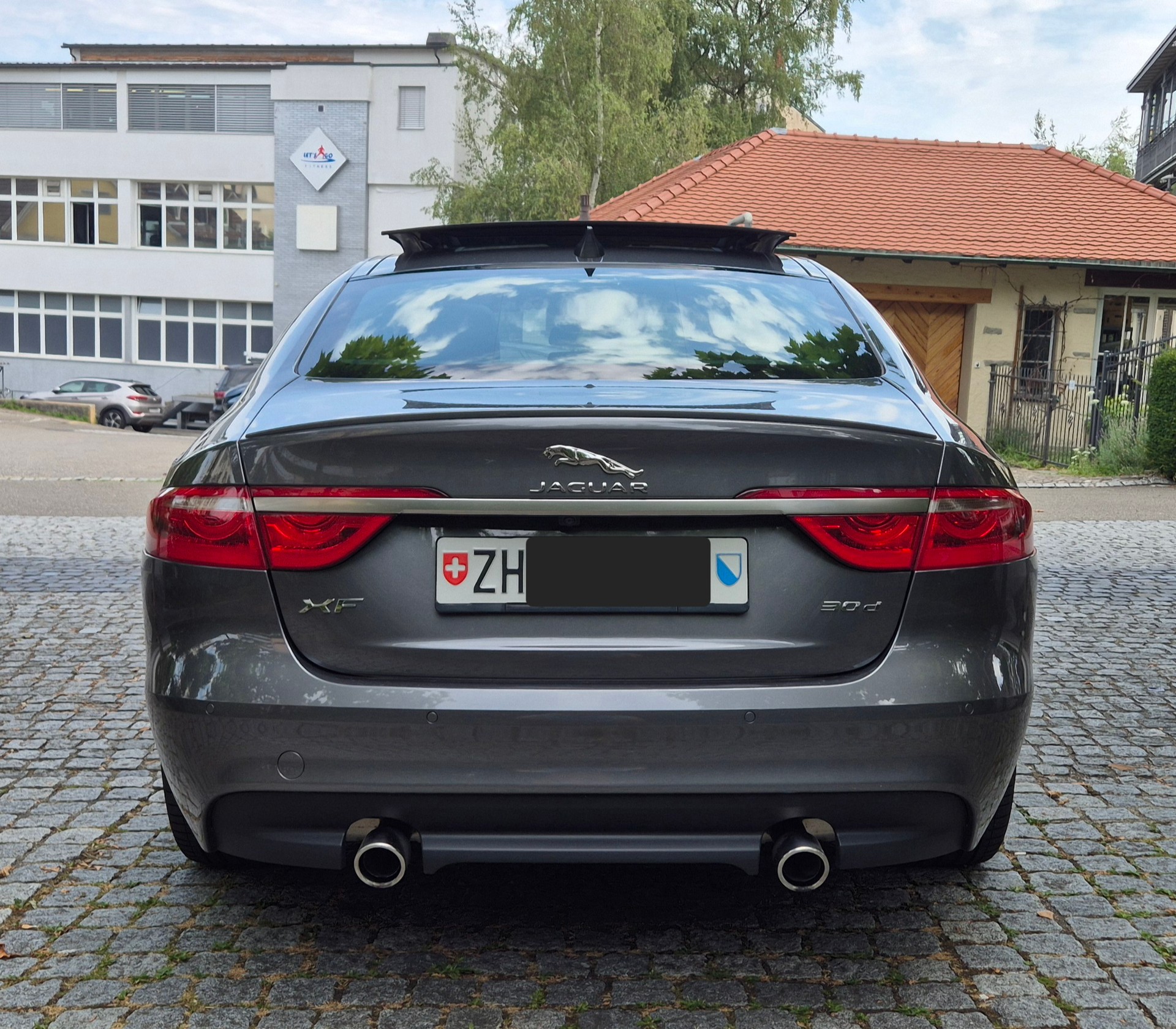 JAGUAR R-Sport 3.0d Checkheft-image-4