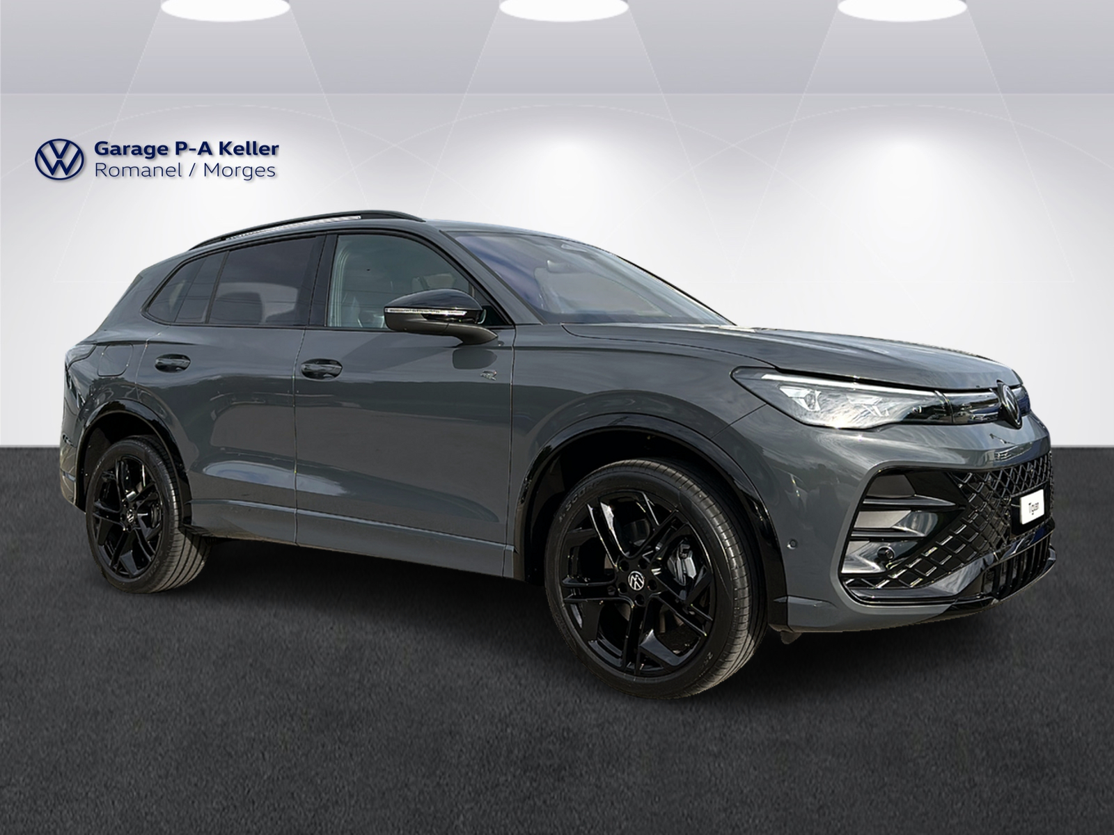 VW Tiguan R-Line UNITED 1.5TSI 272CH Hybride-showroom-element-2