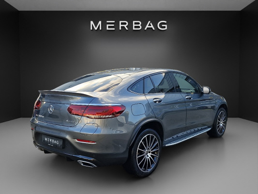 MERCEDES-BENZ GLC 300 de AMG Line 4M A-image-3