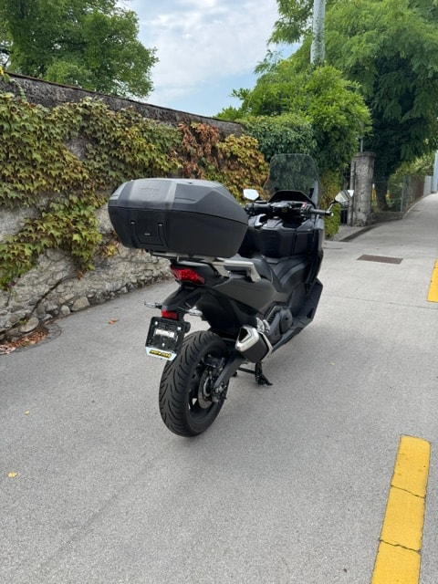 HONDA FORZA 750-image-2
