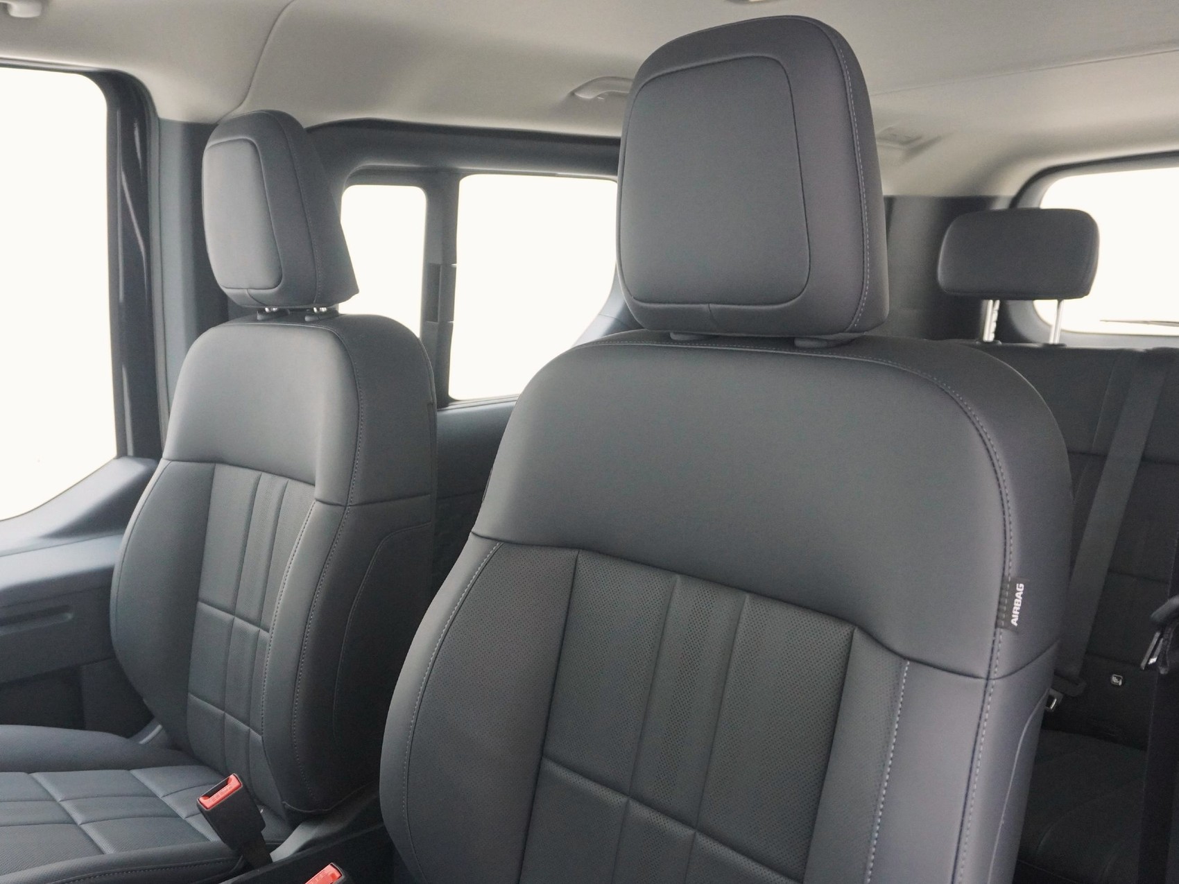 KIA PV5 Passenger 71.2 kWh Elite Plus-image-12