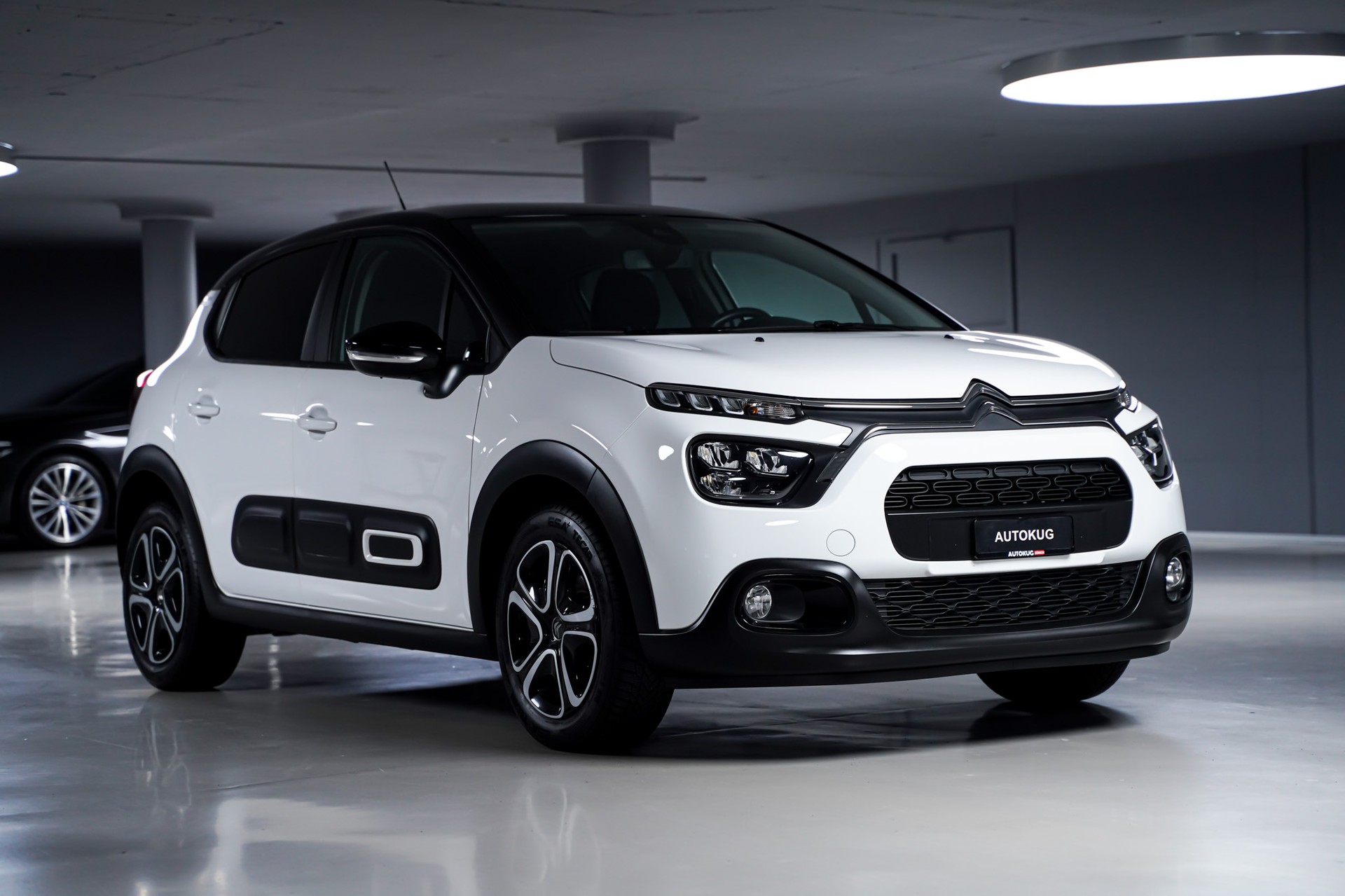 CITROEN C3 1.2i PureTech Swiss Edition-showroom-element-2
