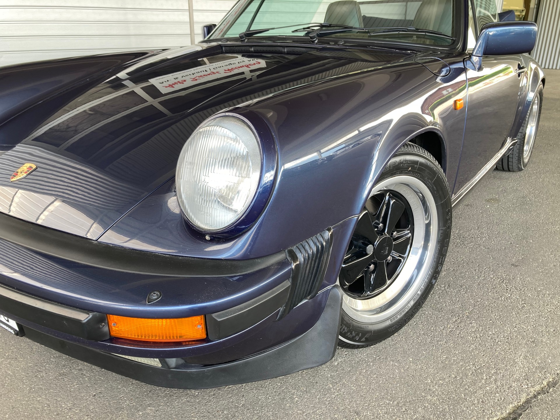 PORSCHE 911 Carrera Cabrio 3.2 G-Model-image-4