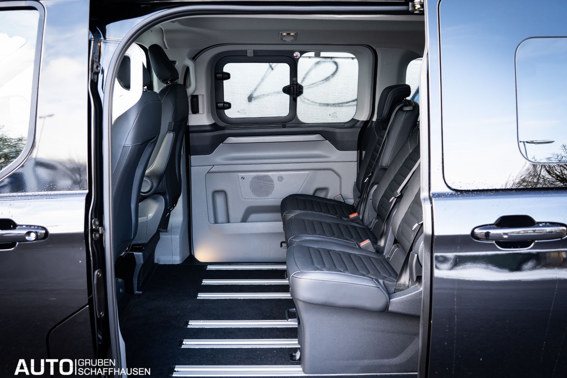 FORD Tourneo Custom Tourneo Bus 320 L2H1 TitaniumX Automat 4x4-image-6