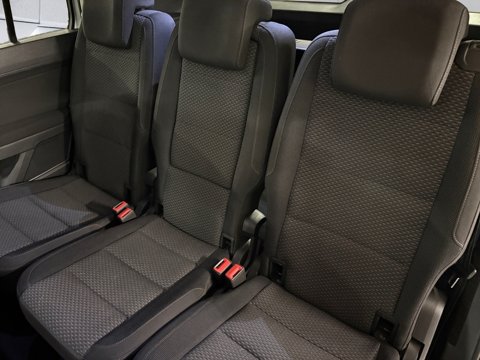 VW Touran 2.0 TDI BlueMotion Technology Comfortline DSG-image-14