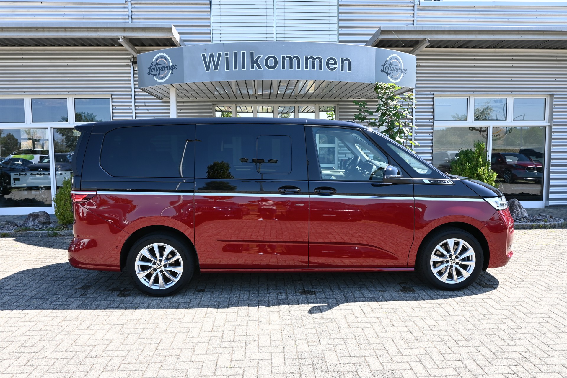 VW Multivan 2.0 TDI Style DSG Lang 7-Plätzer + AHK 2000kg-image-4