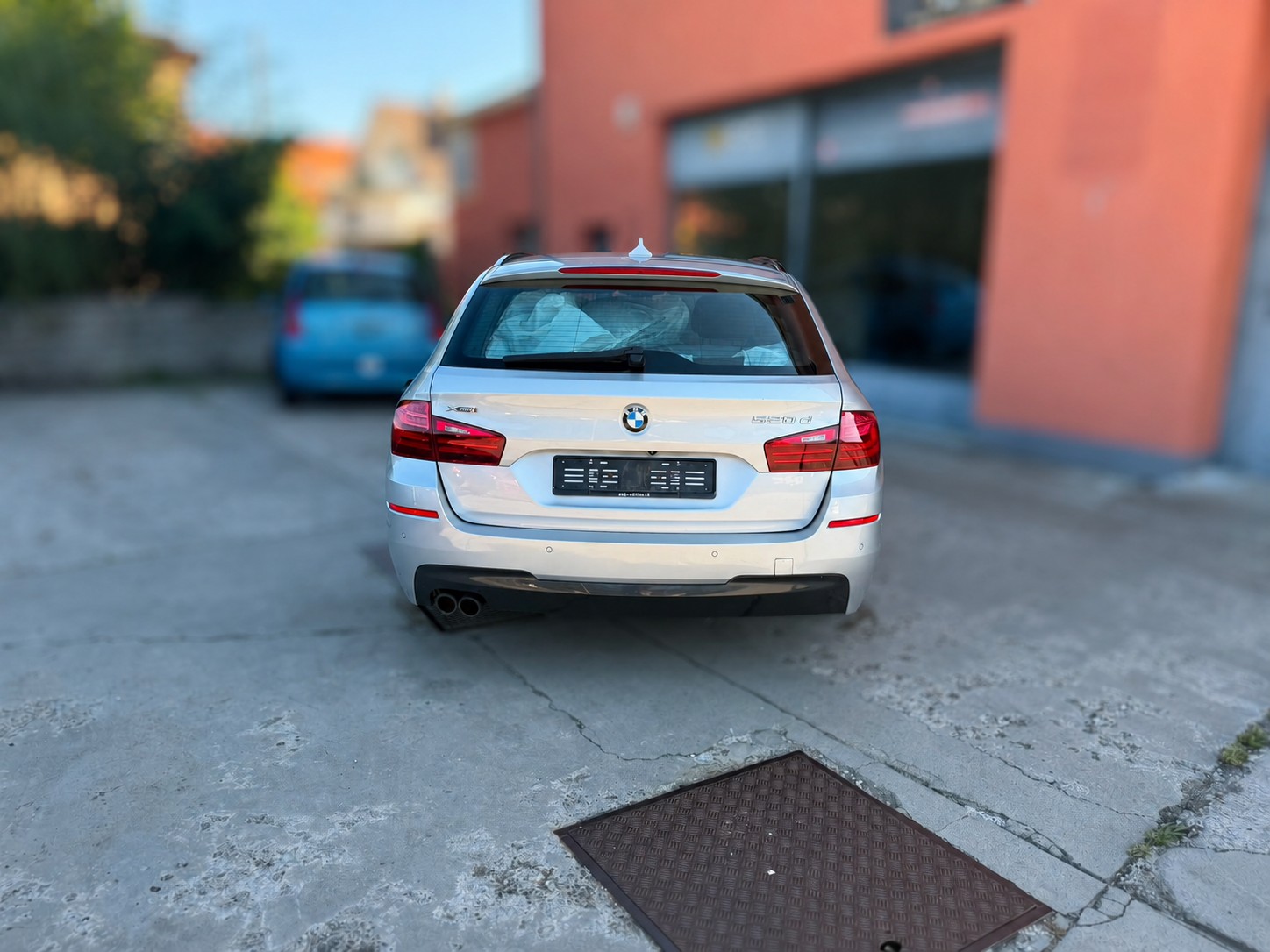 BMW 520d Touring xDrive Luxury Line Steptronic-image-5