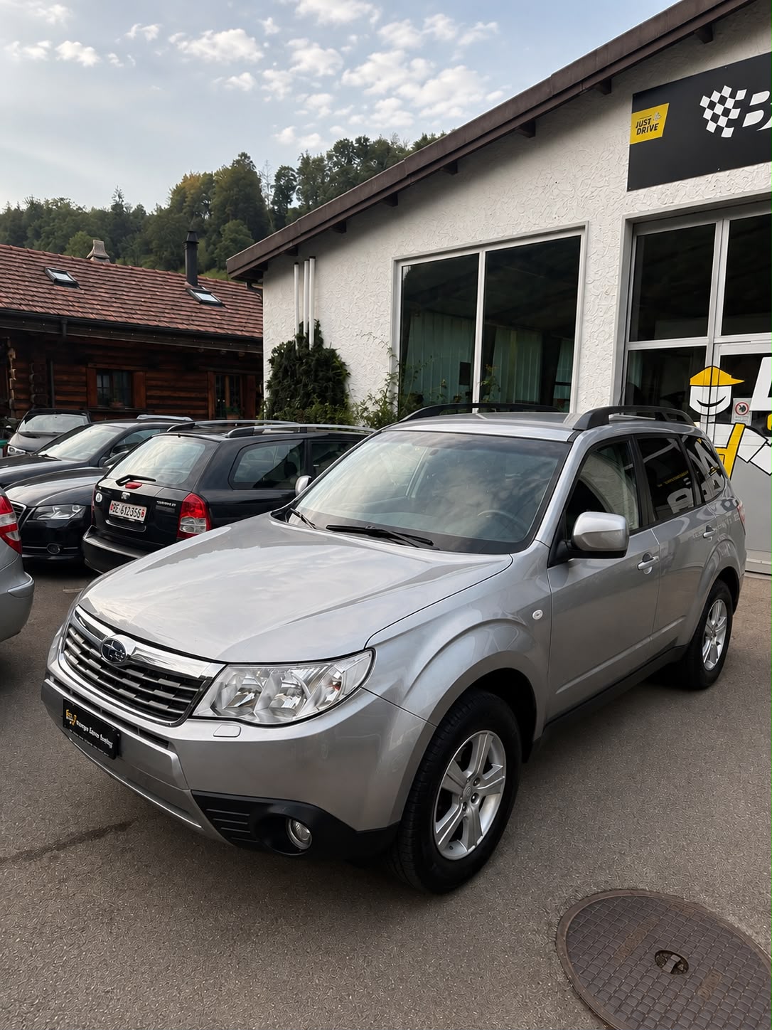 SUBARU Forester 2.0XS Comfort Celebration Automatic-showroom-element-1