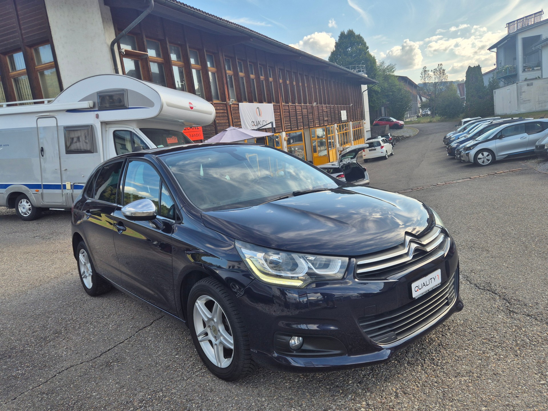 CITROEN C4 1.2 Pure Tech Feel Automatic-showroom-element-1