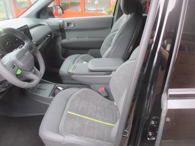 KIA EV3 81 kWh GT 4x4-image-6