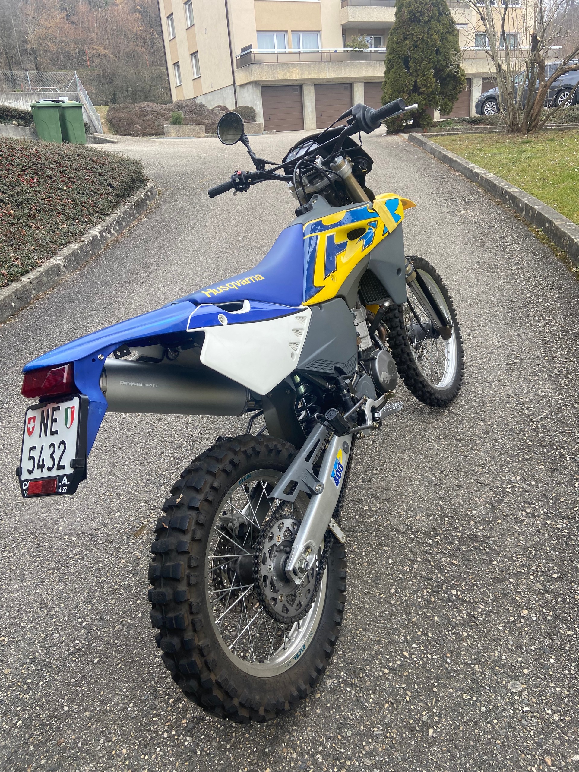 HUSQVARNA TE 400-image-0