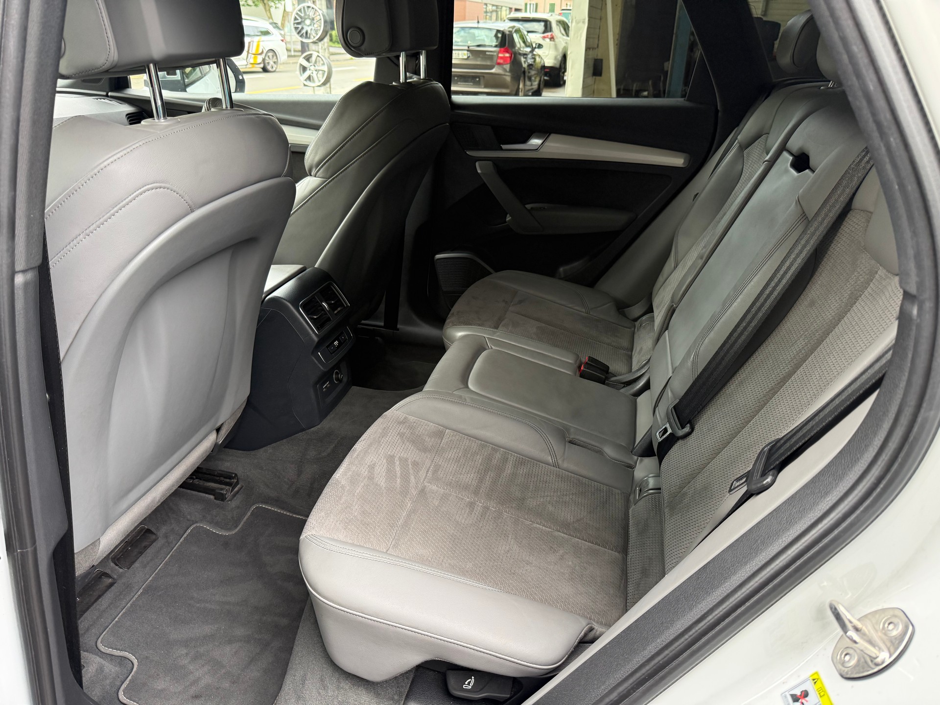 AUDI SQ5-image-7