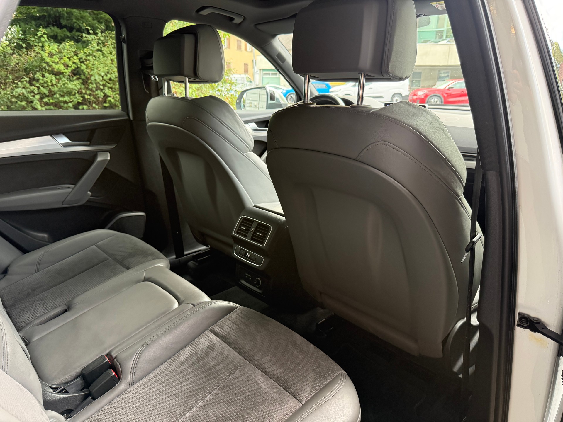 AUDI SQ5-image-9