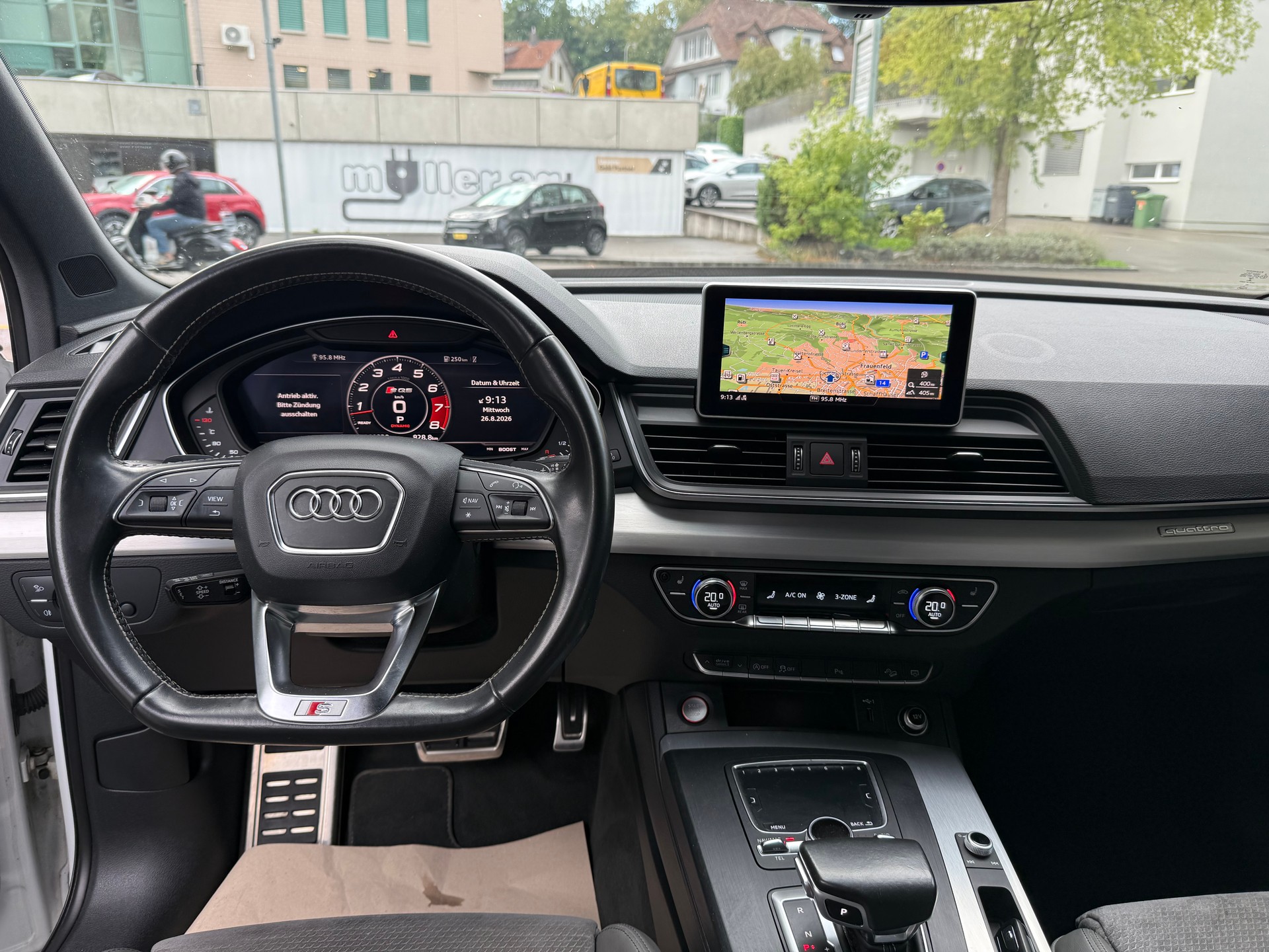 AUDI SQ5-image-11