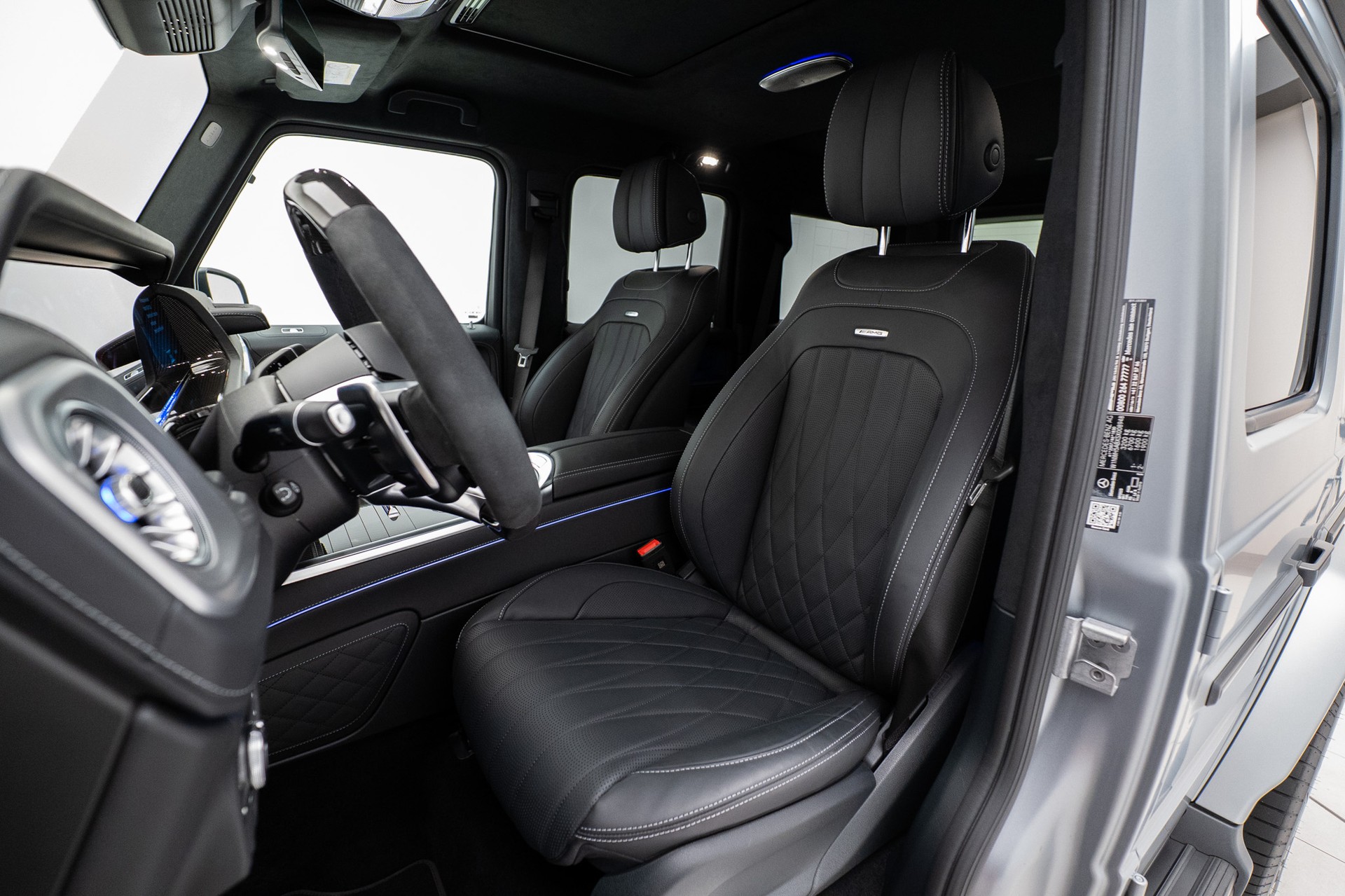 MERCEDES-BENZ G 63 AMG 9G-Tronic-image-6
