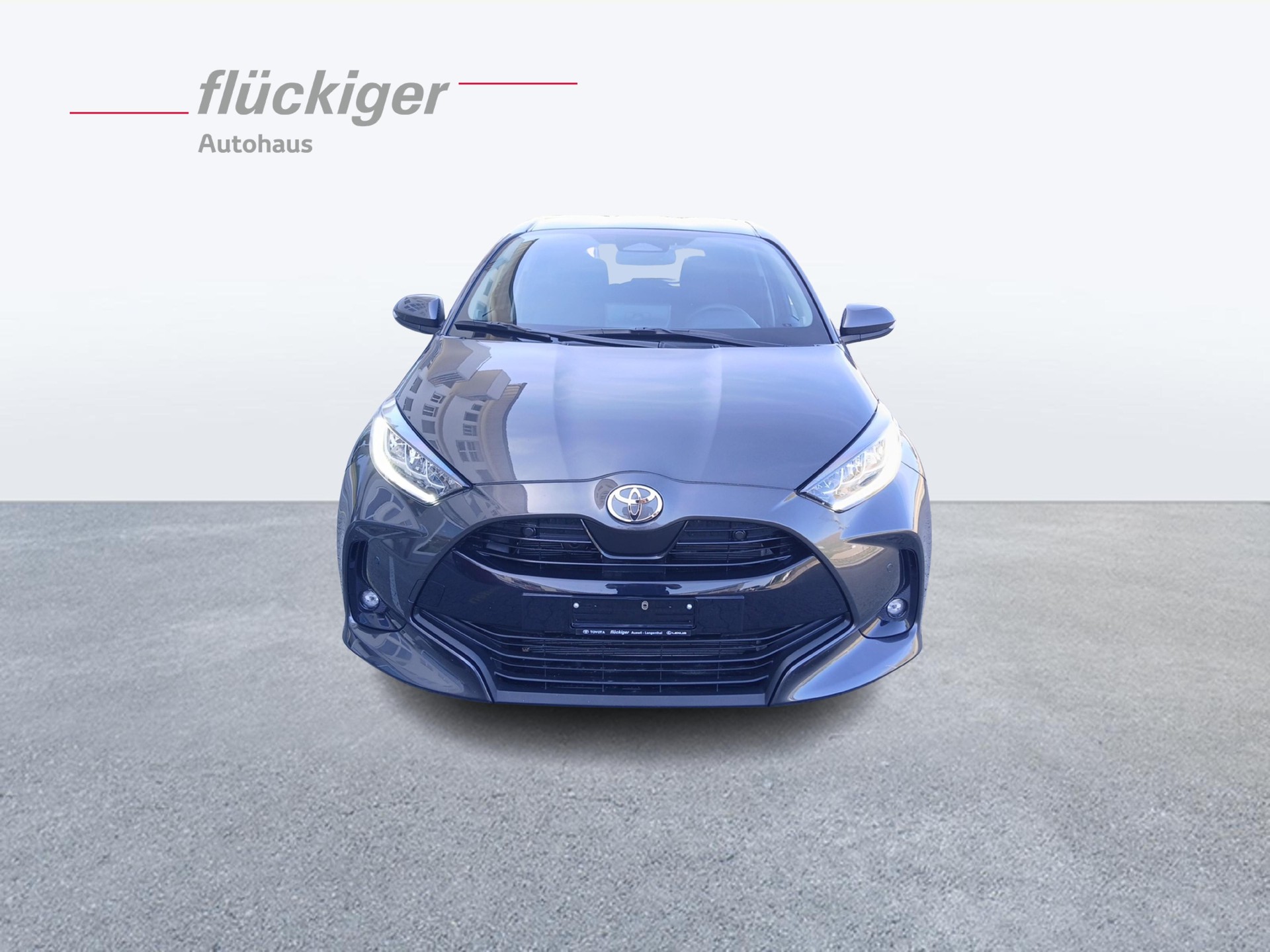 TOYOTA Yaris 1.5 VVT-i HSD Trend-showroom-element-1