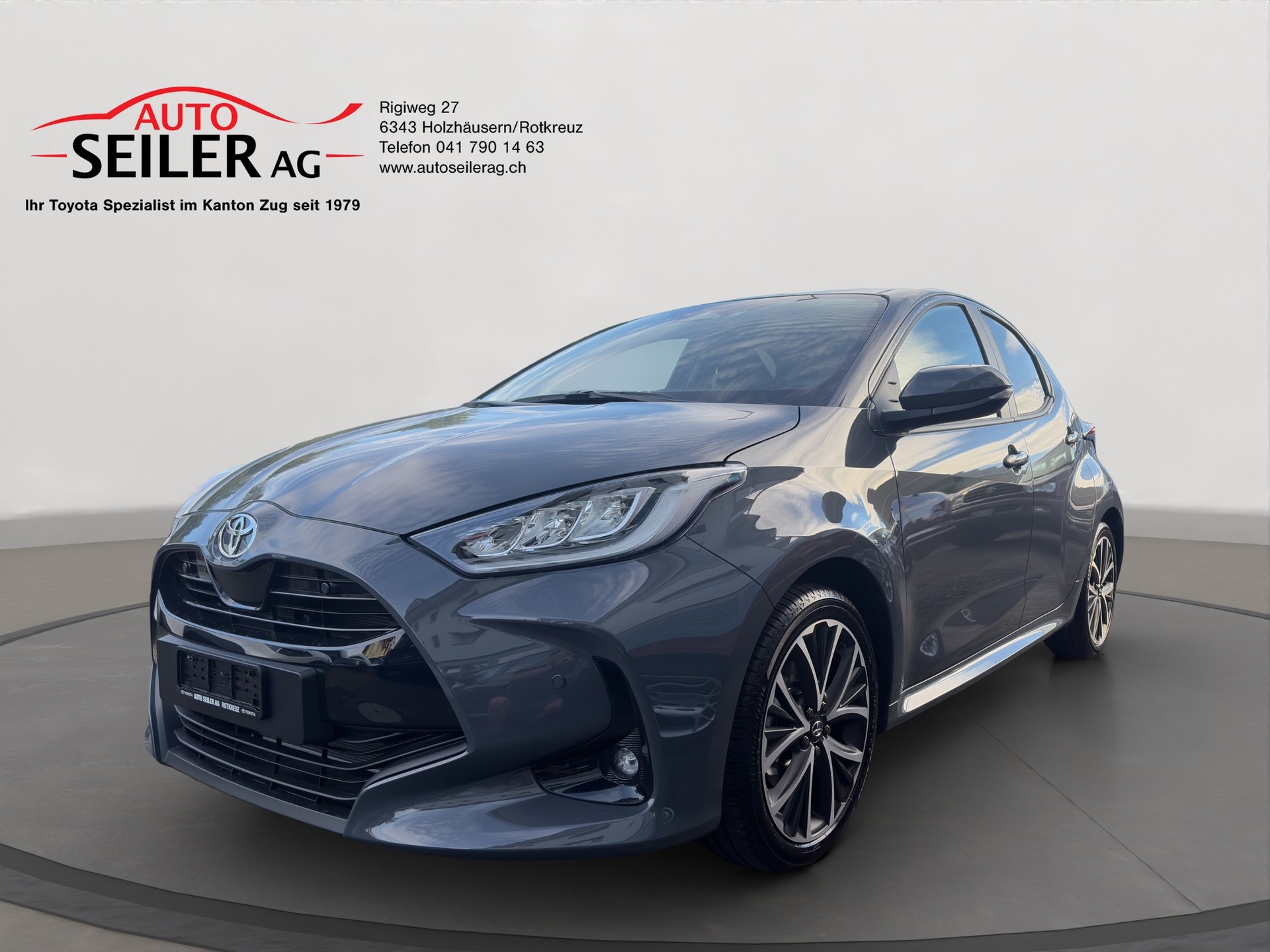TOYOTA Yaris 1.5 Trend e-CVT-showroom-element-1