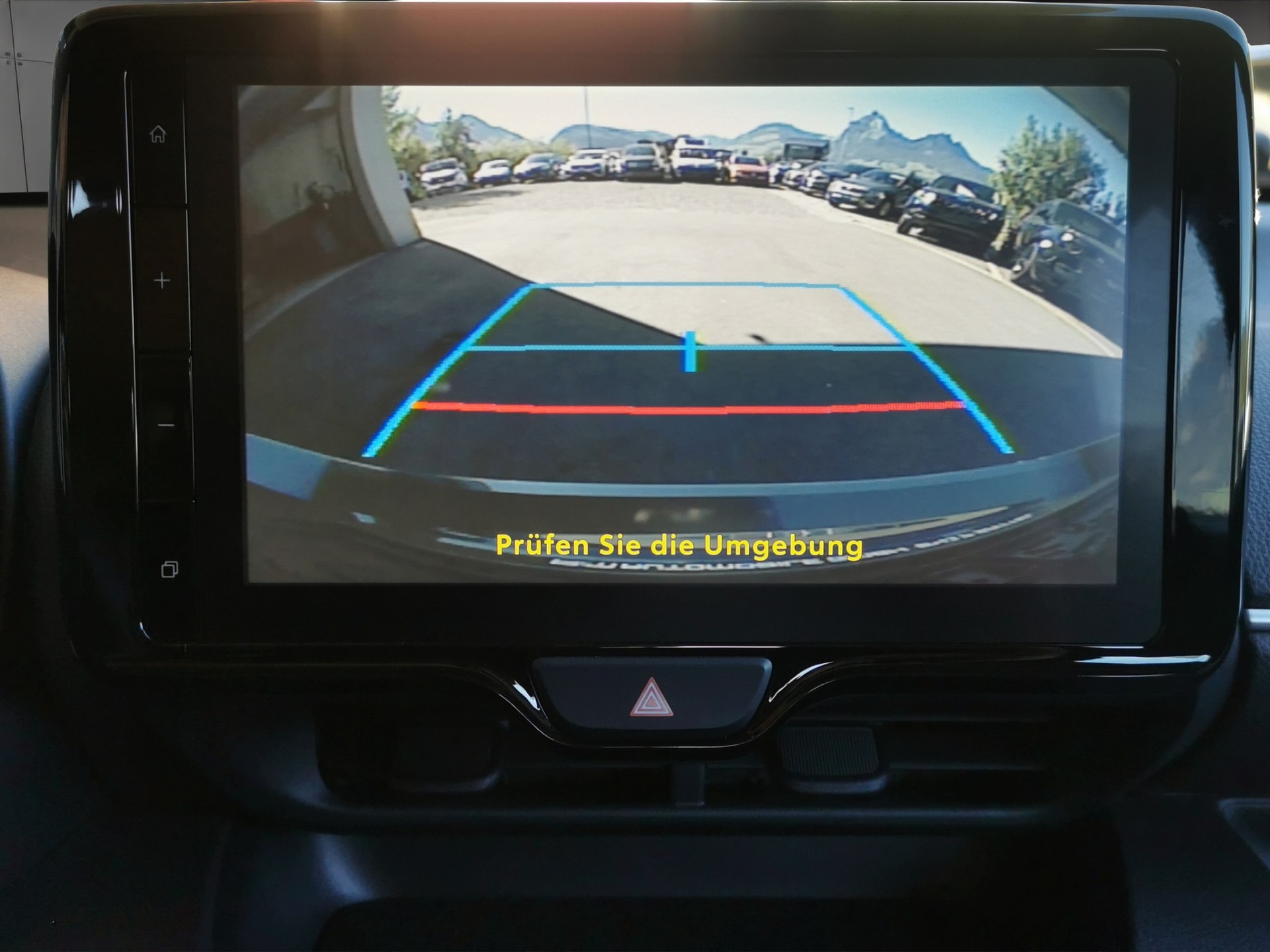 MAZDA 2 Hybrid Centre-line-image-17