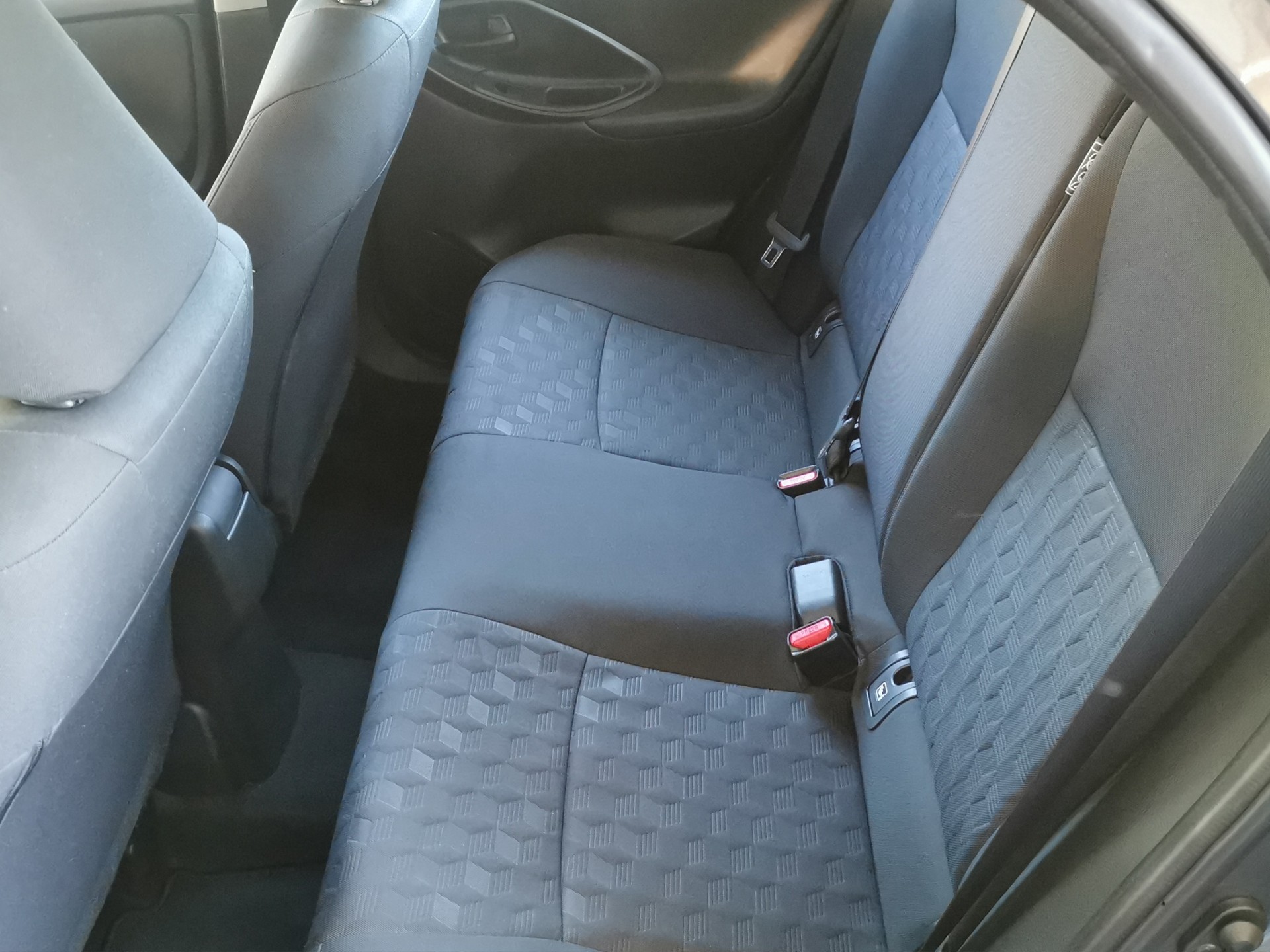 MAZDA 2 Hybrid Centre-line-image-12