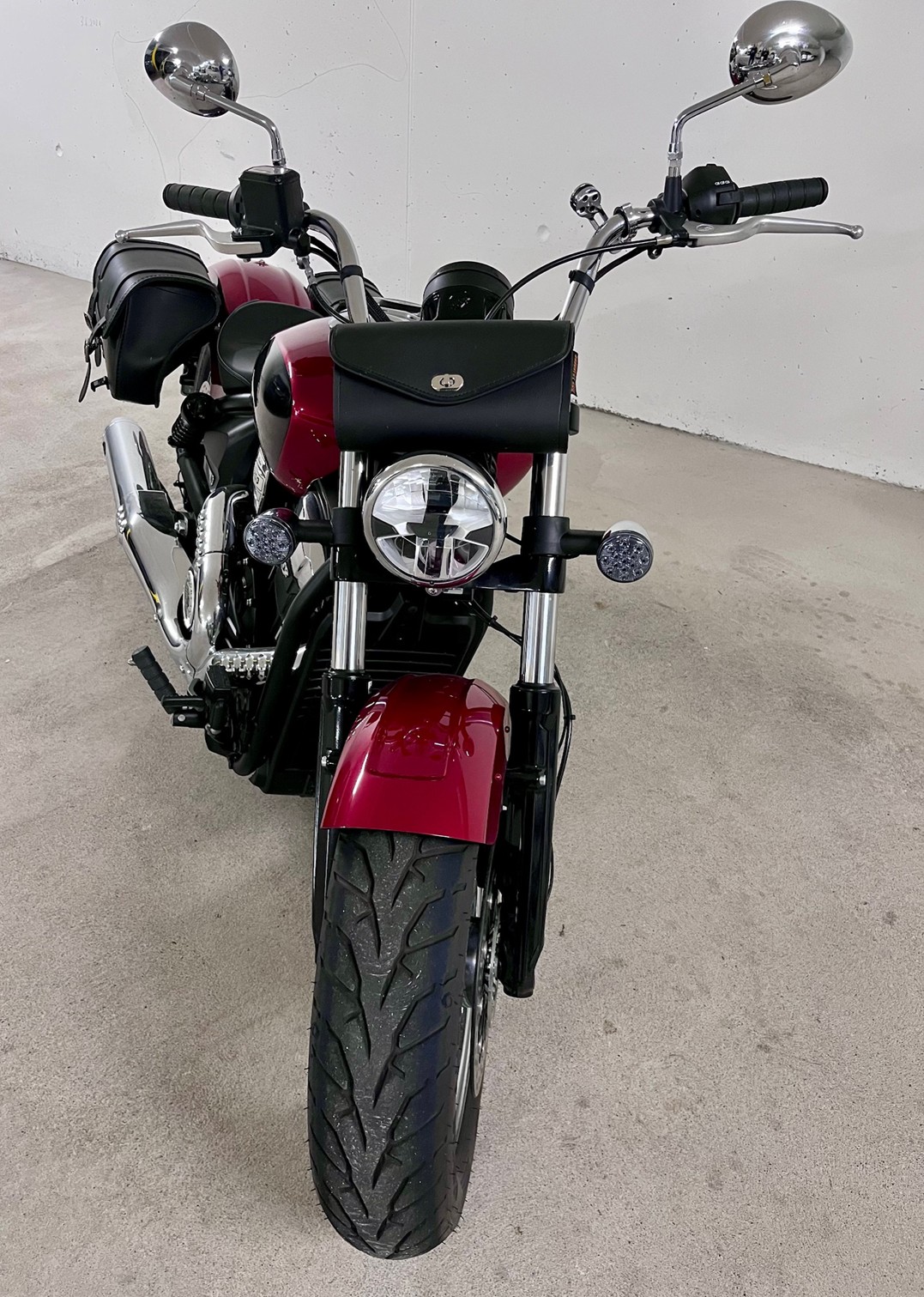 INDIAN Classic Ltd + Tech-image-4