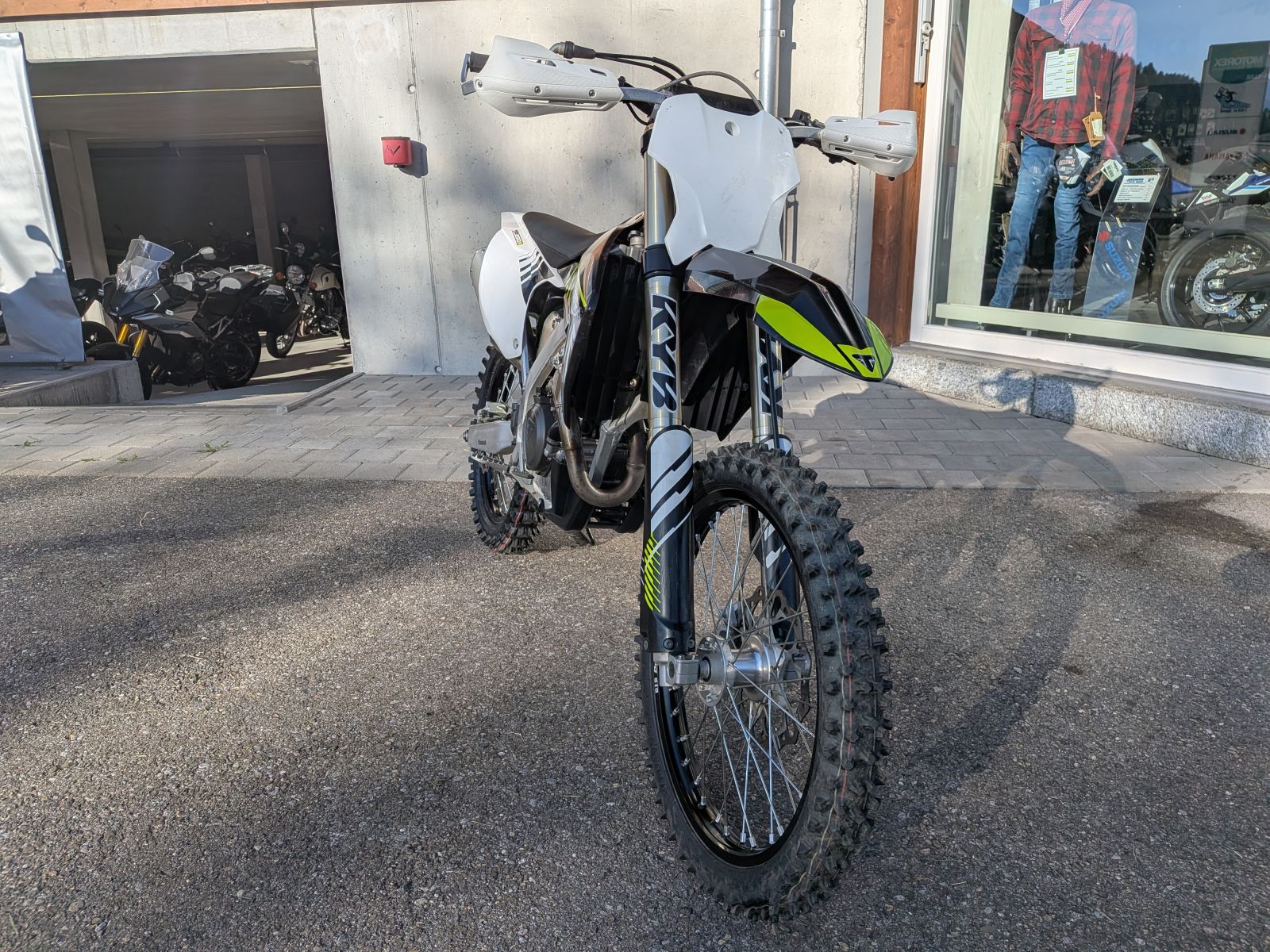 TRIUMPH TF 250 X-image-1