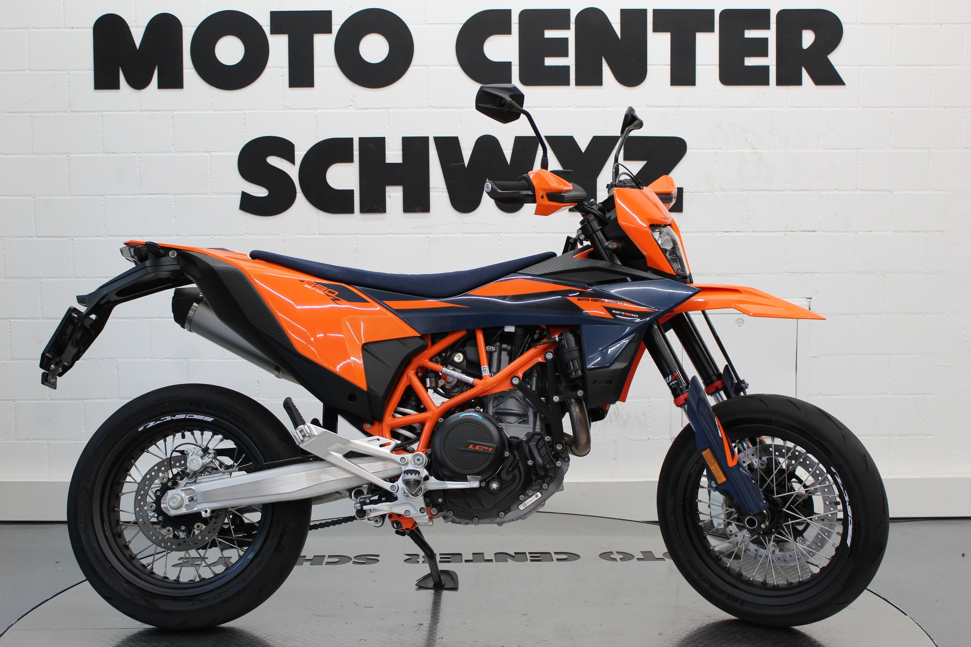KTM 690 SMC R-image-0