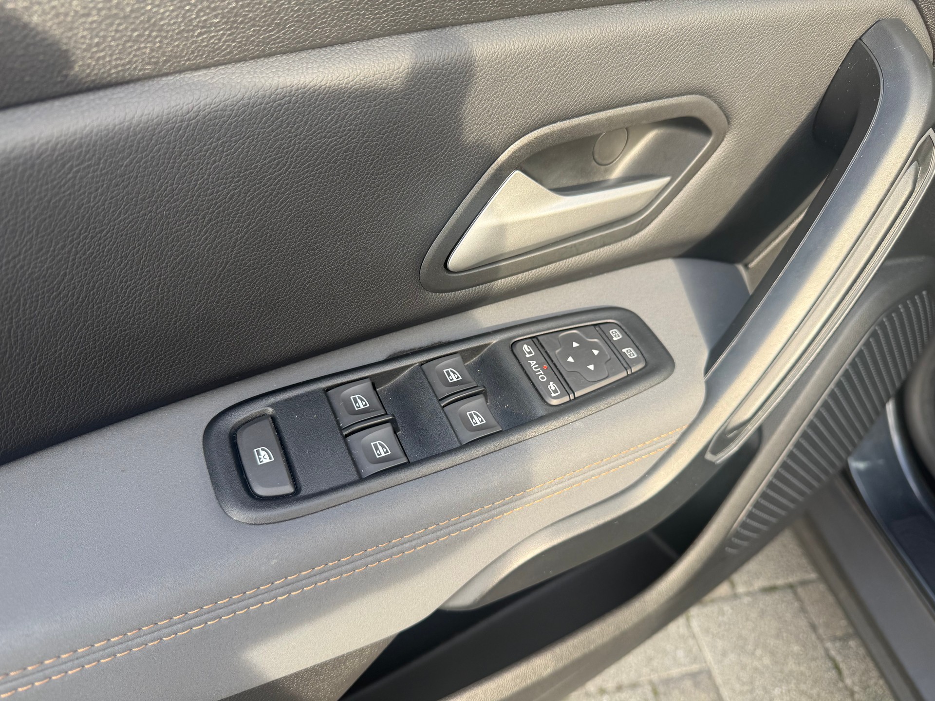 DACIA Duster TCe 150 Extreme EDC 4x2-image-6