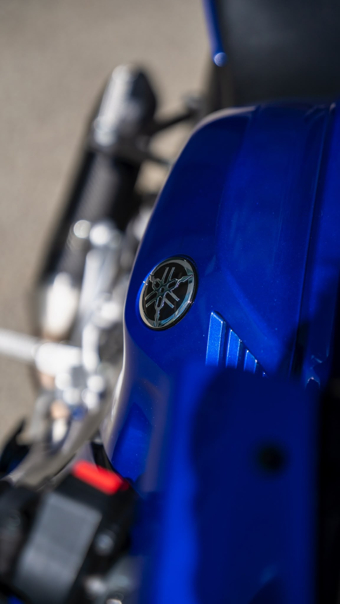 YAMAHA YZF-R 125 ABS-image-1