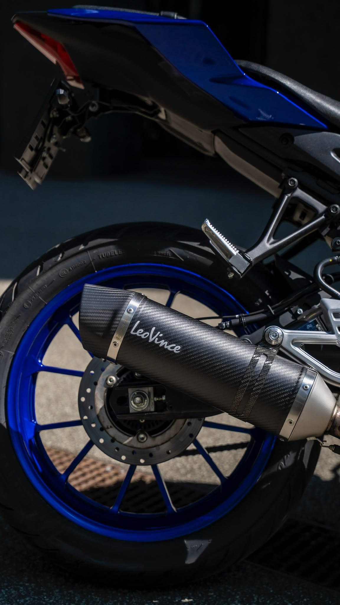 YAMAHA YZF-R 125 ABS-image-2