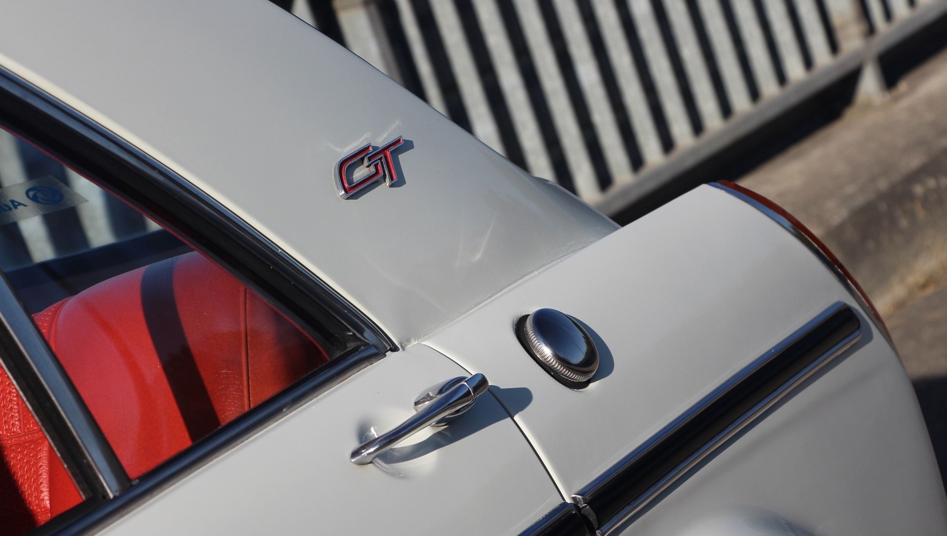 AUSTIN 1300 GT-image-22