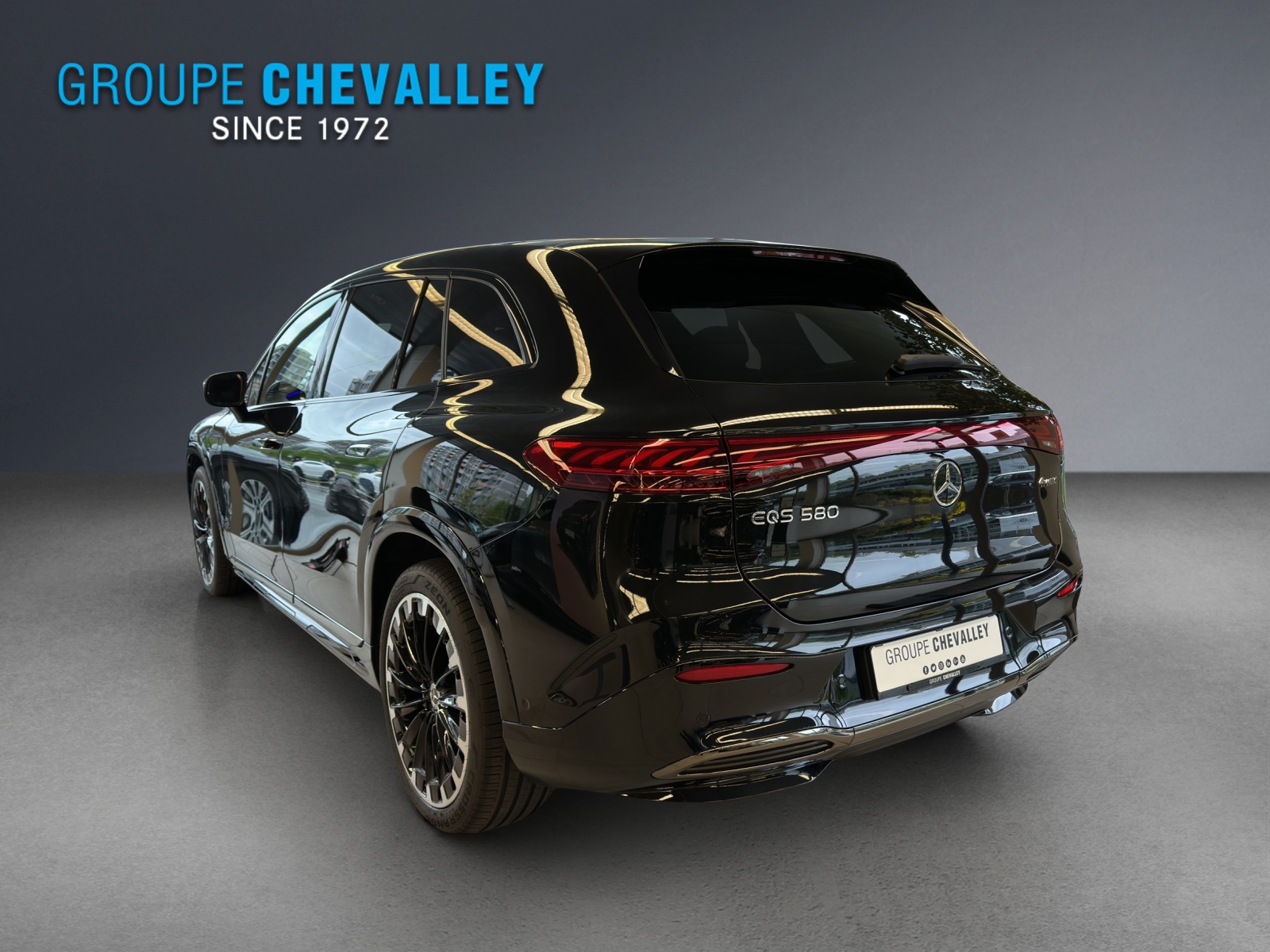 MERCEDES-BENZ EQS 580 4M Release Edition-showroom-element-2
