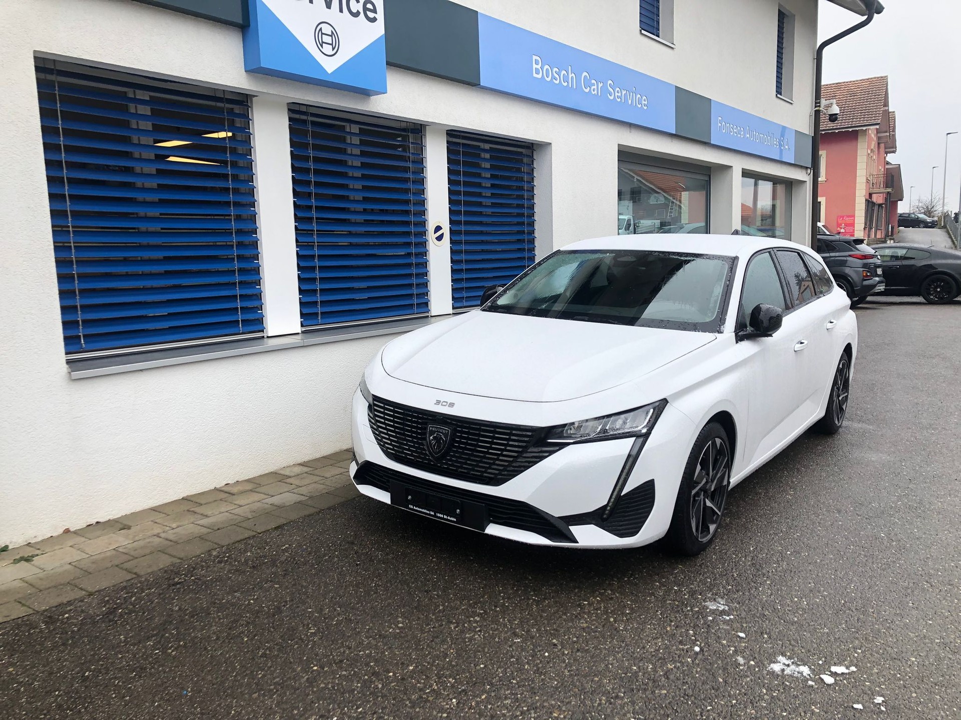 PEUGEOT 308 SW 1.5 BlueHDI Allure Pack EAT8-image-1