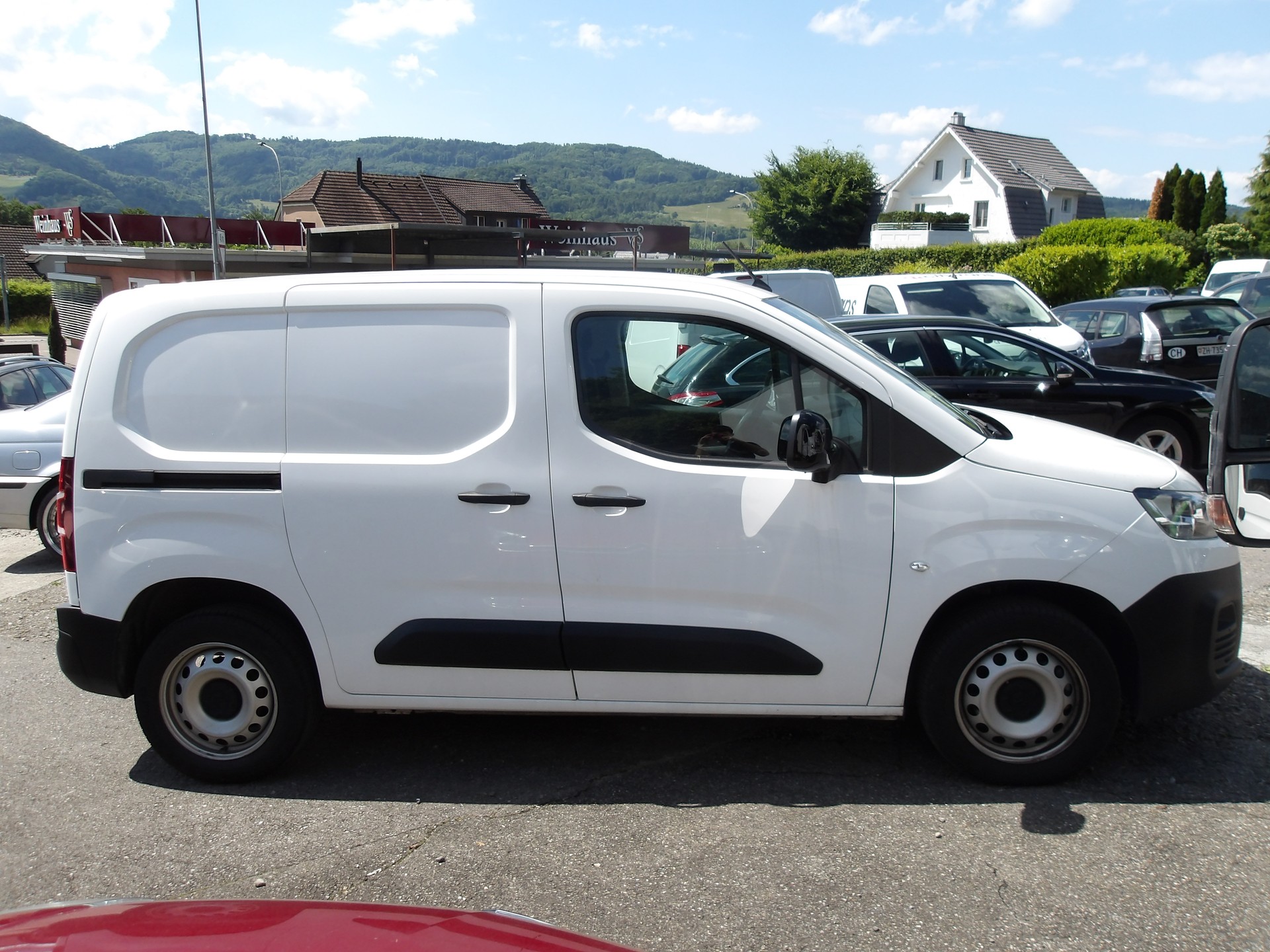 CITROEN Berlingo Van 1.5 Blue HDi 130 s/s Club 1000kg-image-2