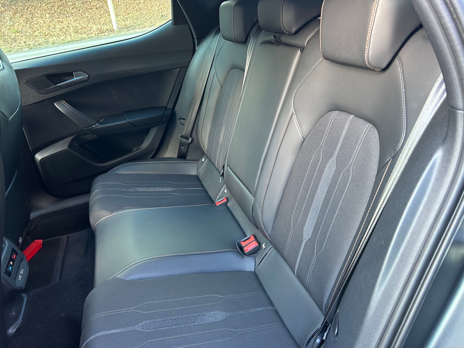 CUPRA LEON 1.4 e-HYBRID pHEV DSG-image-7
