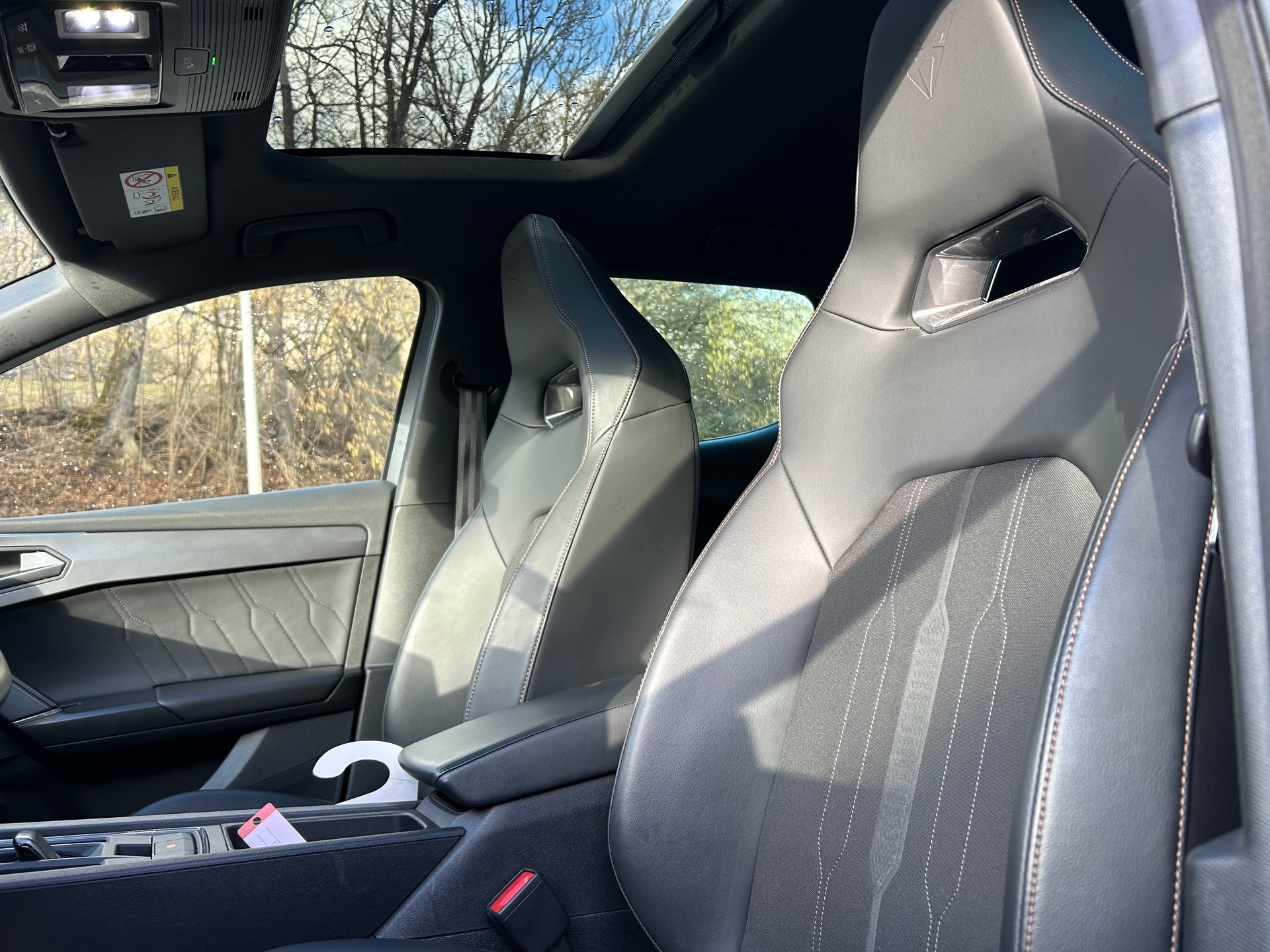 CUPRA LEON 1.4 e-HYBRID pHEV DSG-image-8