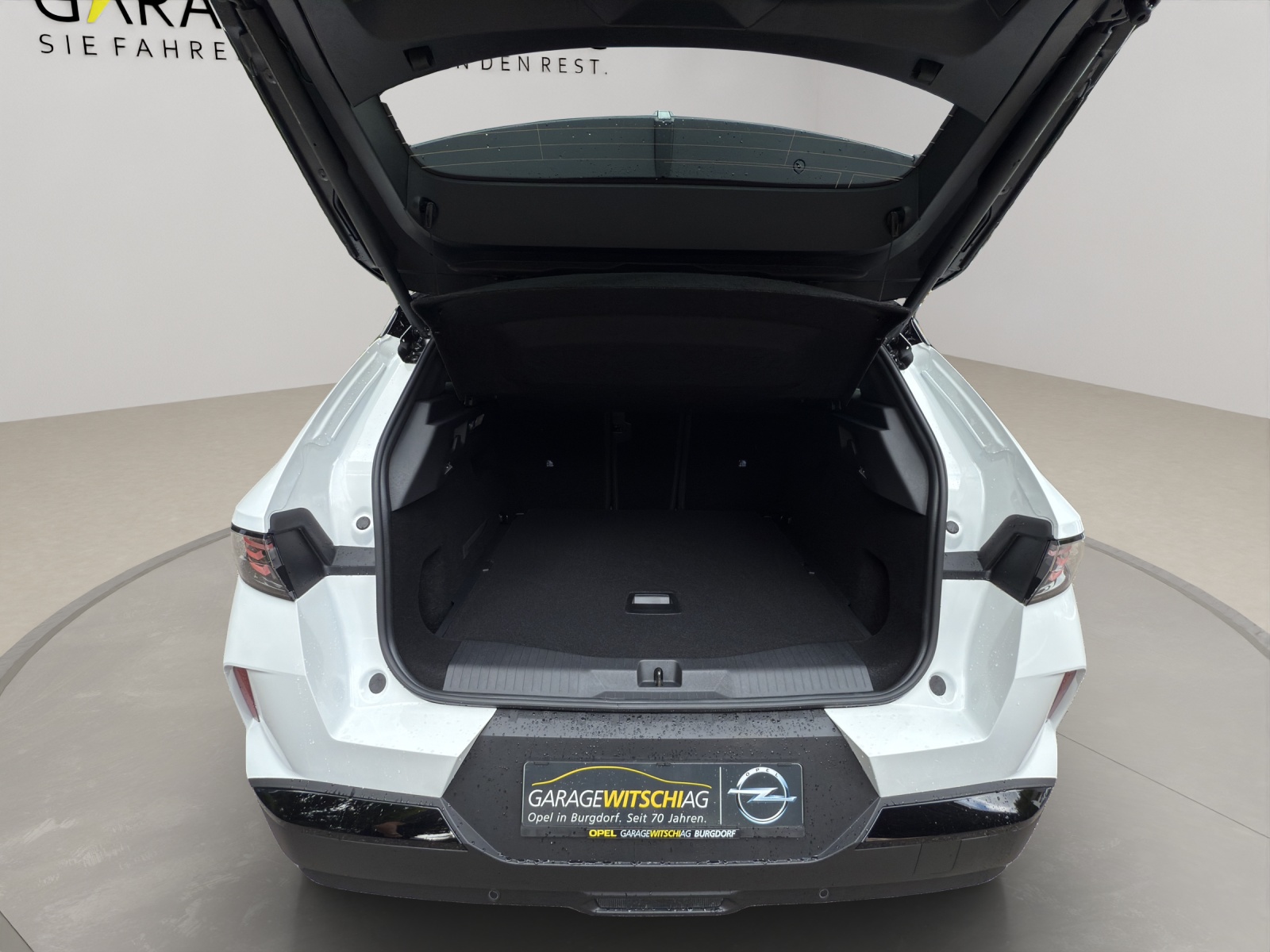 OPEL Grandland 1.2 Turbo GS Hybrid-image-11