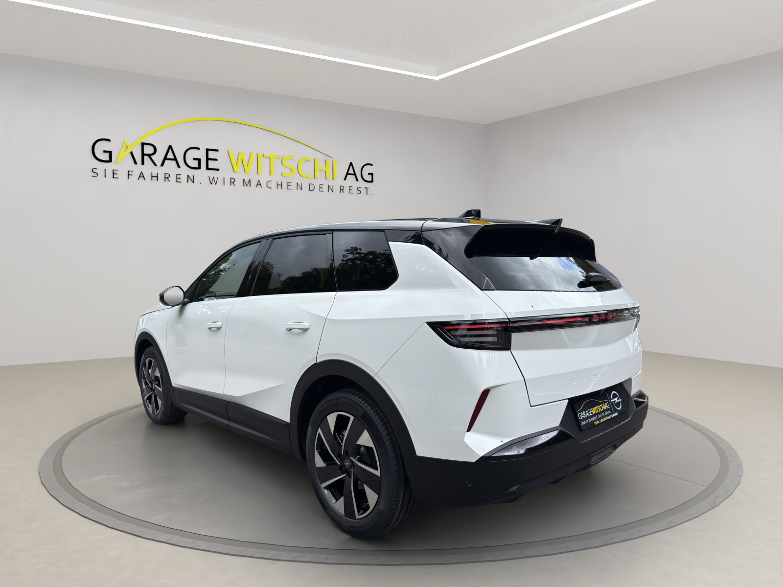 OPEL Grandland 1.2 Turbo GS Hybrid-image-6