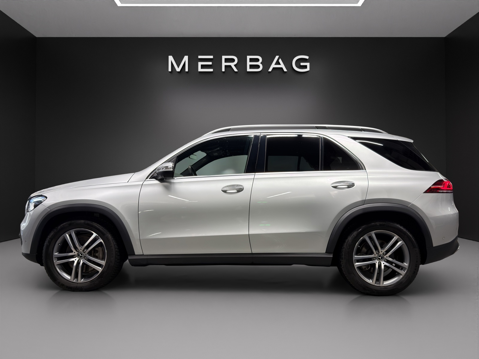 MERCEDES-BENZ GLE 580 4Matic 9G-Tronic-image-5
