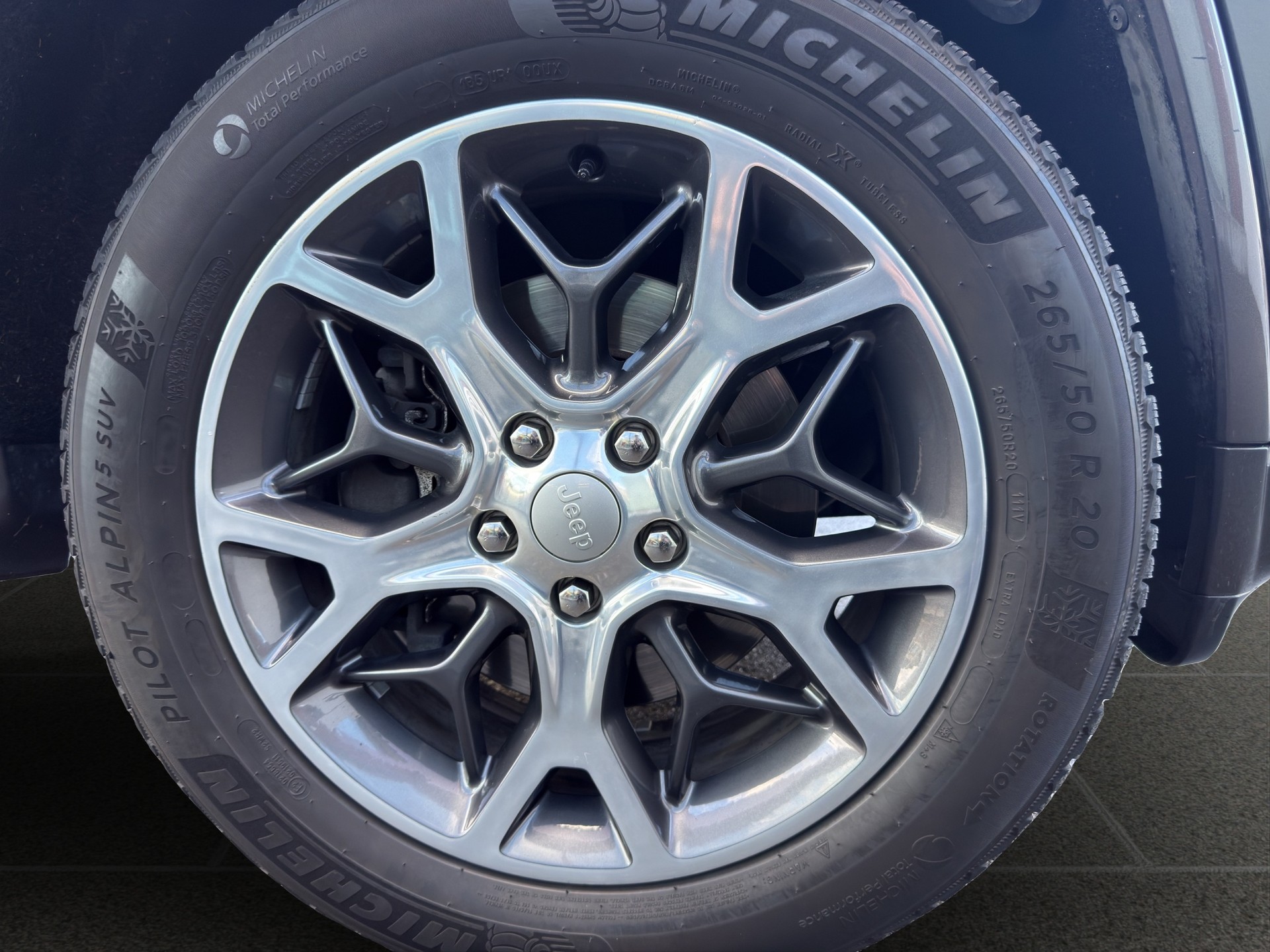 JEEP Grand Cherokee 3.0 CRD Overland Automatic-image-6