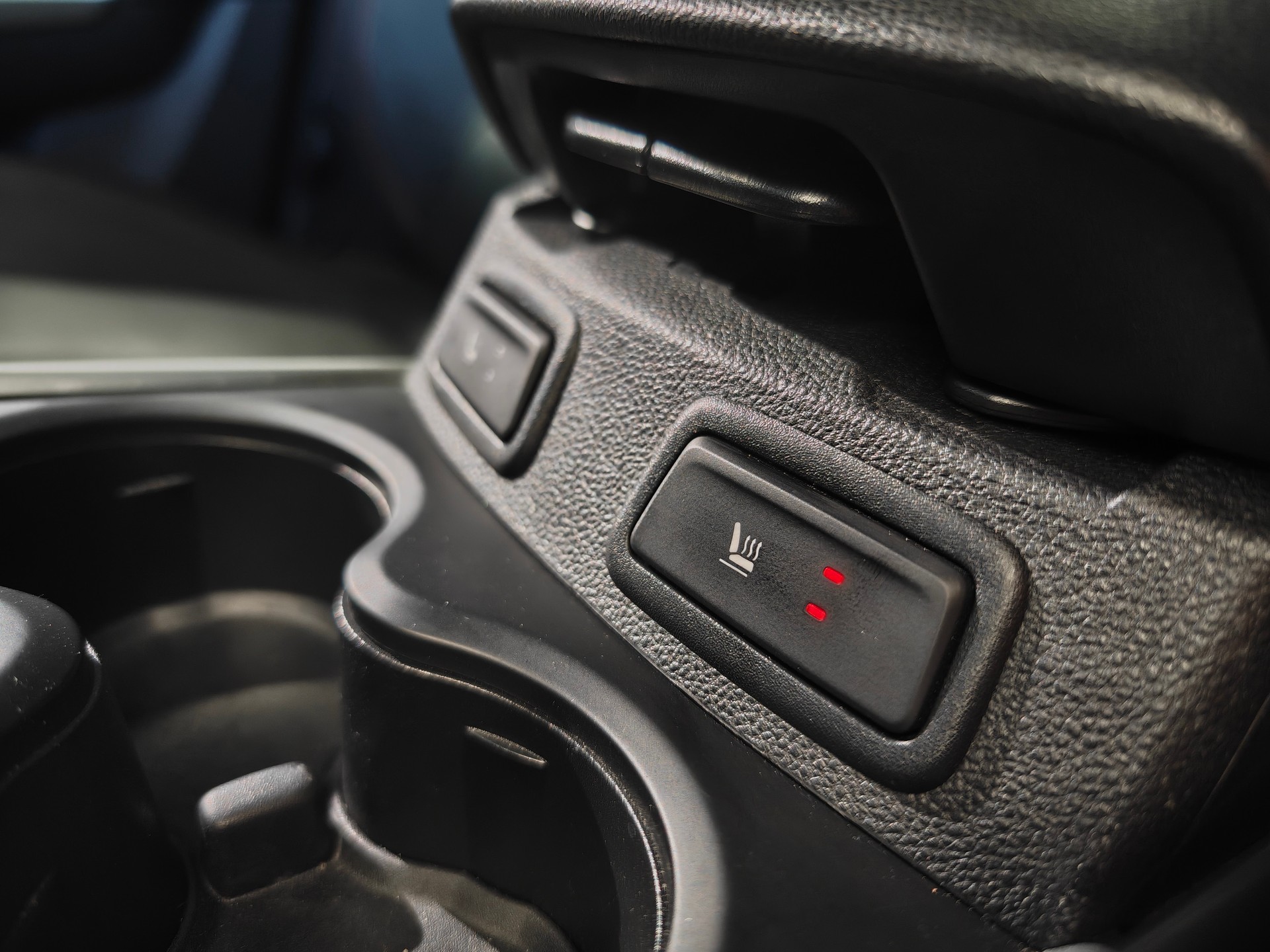 RENAULT Kadjar 1.2 16V Turbo Swiss Edition EDC-image-17