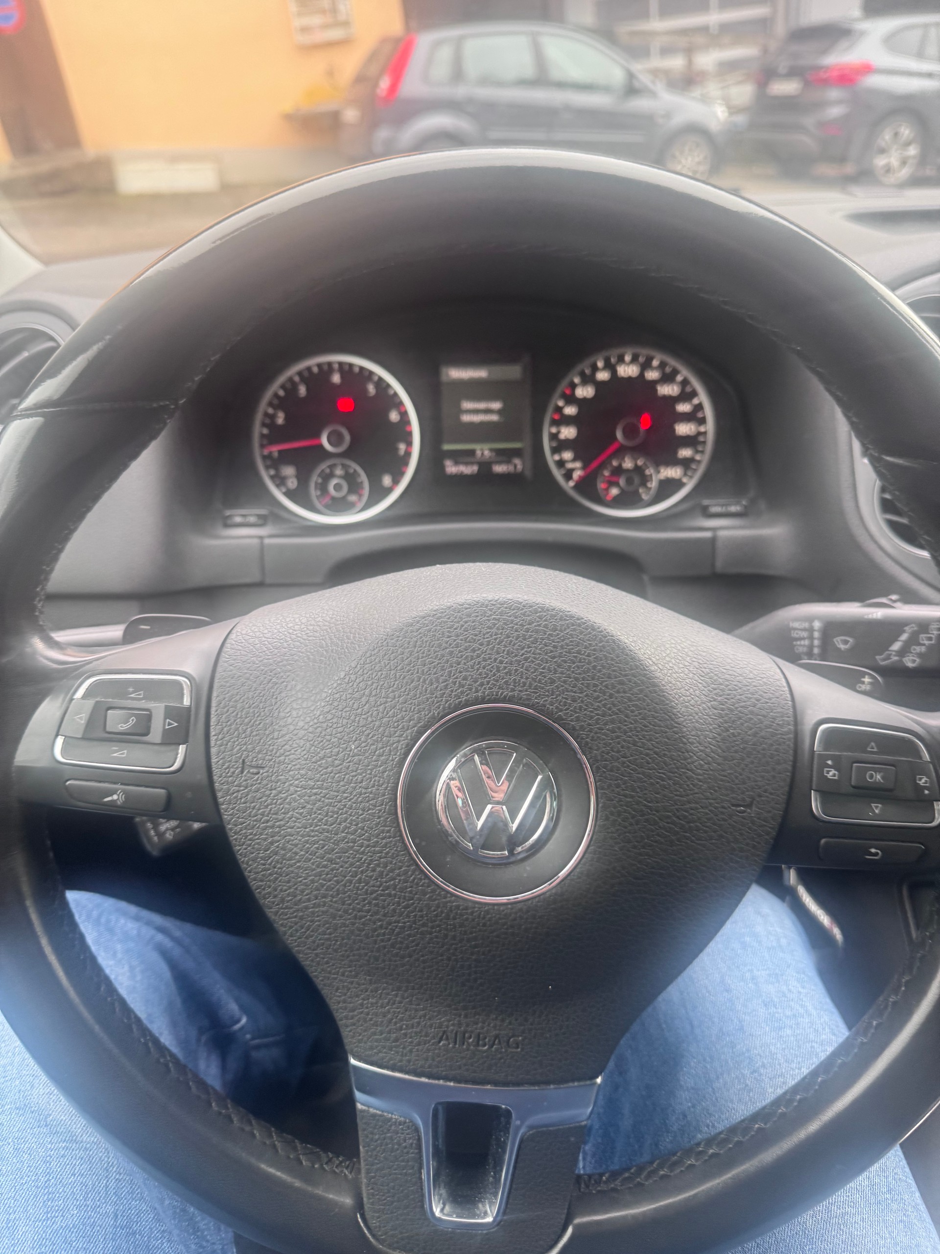 VW Tiguan 2.0 TSI Sport&Style 4Motion DSG-image-13
