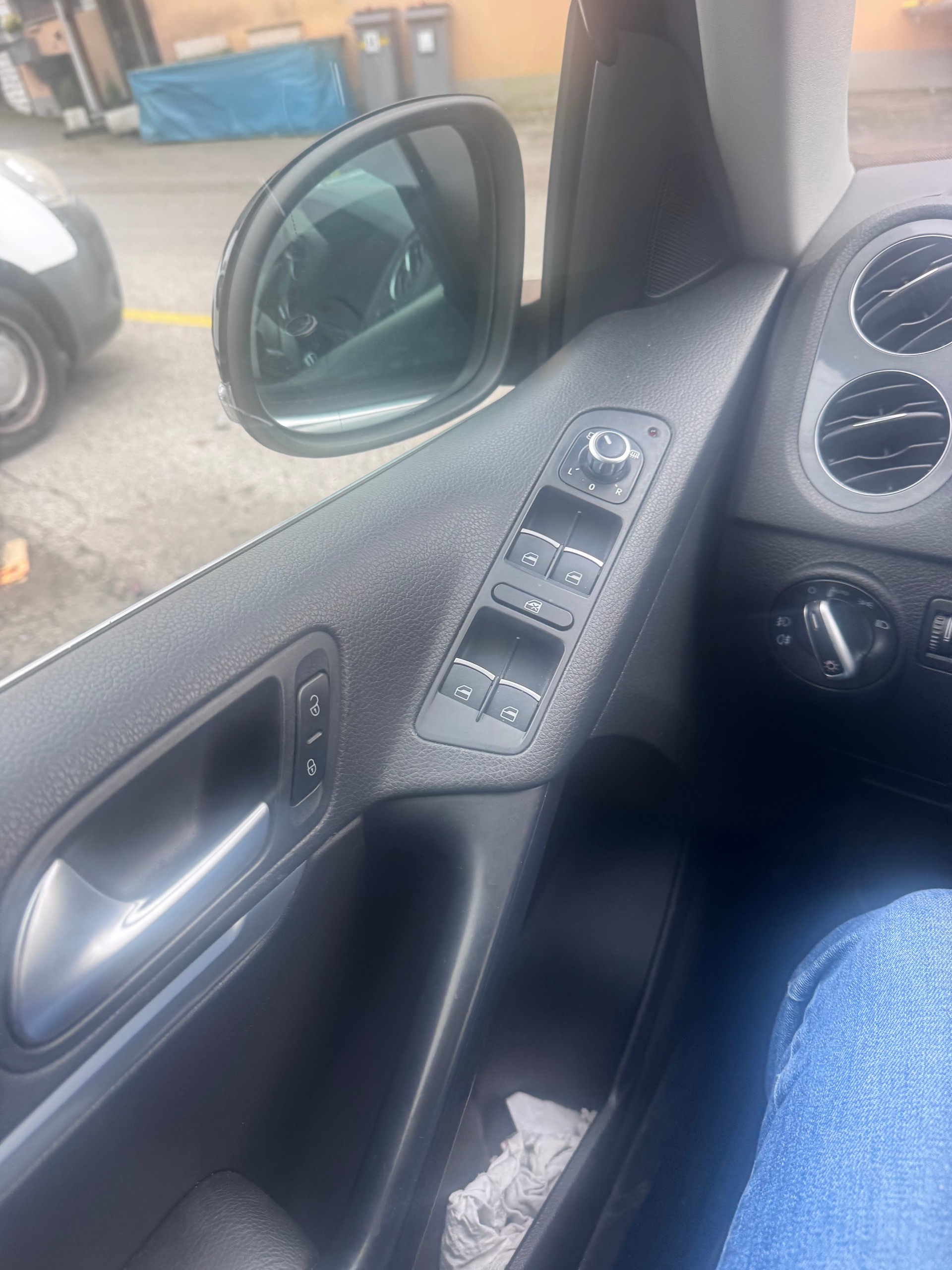 VW Tiguan 2.0 TSI Sport&Style 4Motion DSG-image-10