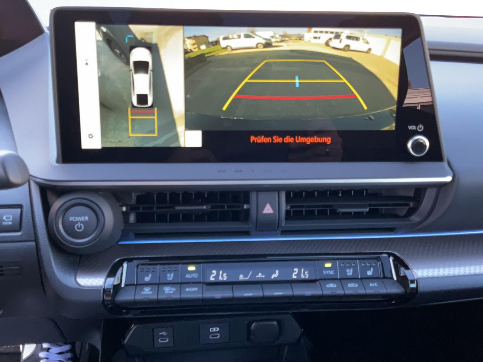 TOYOTA Prius 2.0 Plug-In-Hybrid Premium-image-9