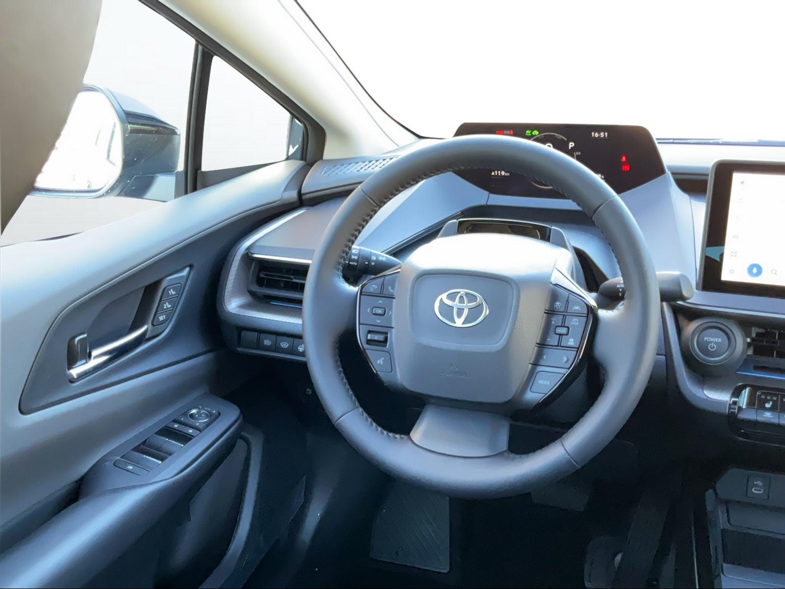 TOYOTA Prius 2.0 Plug-In-Hybrid Premium-image-4