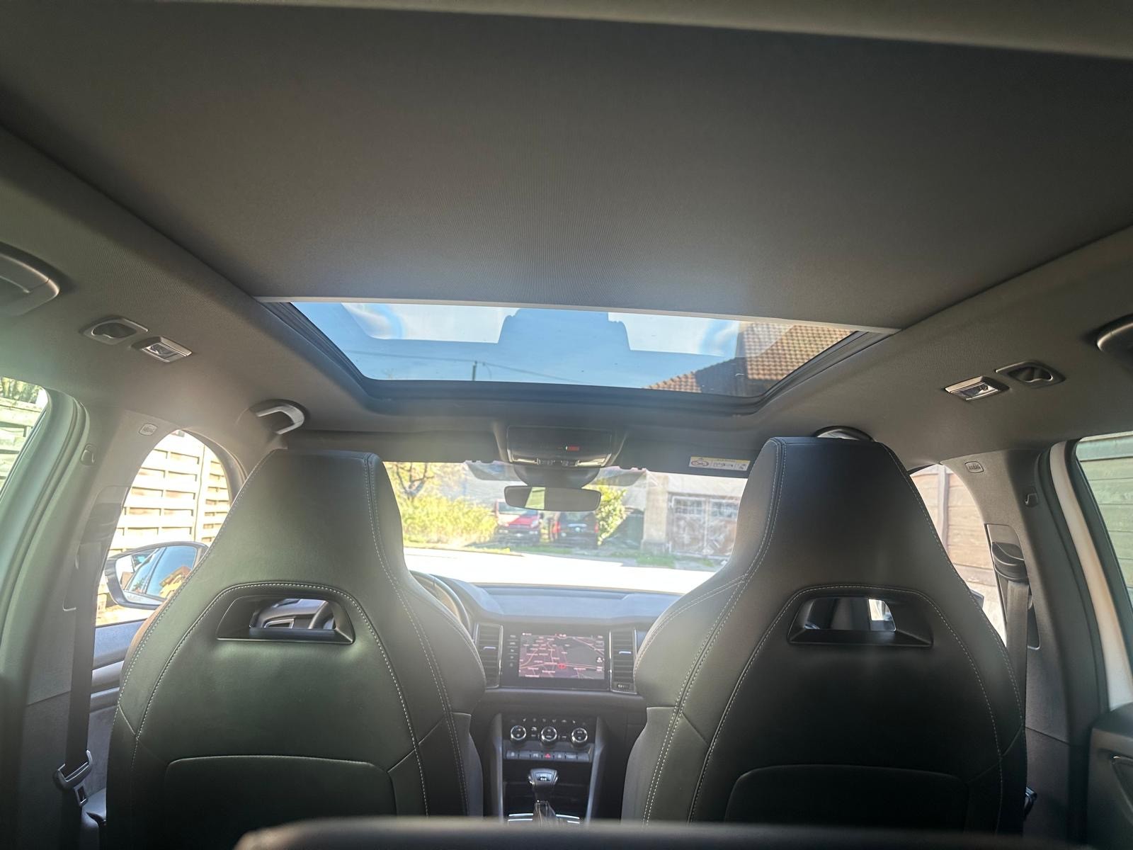 SKODA Kodiaq 2.0 TDI CR Sport Line 4x4 DSG-image-11