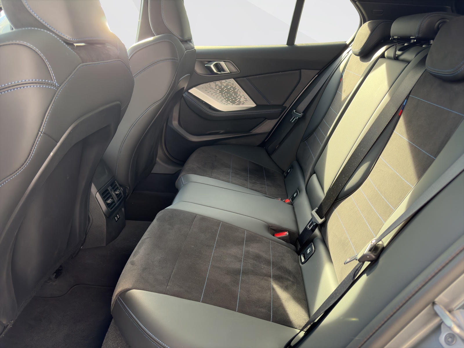 BMW 123 xDrive-image-18
