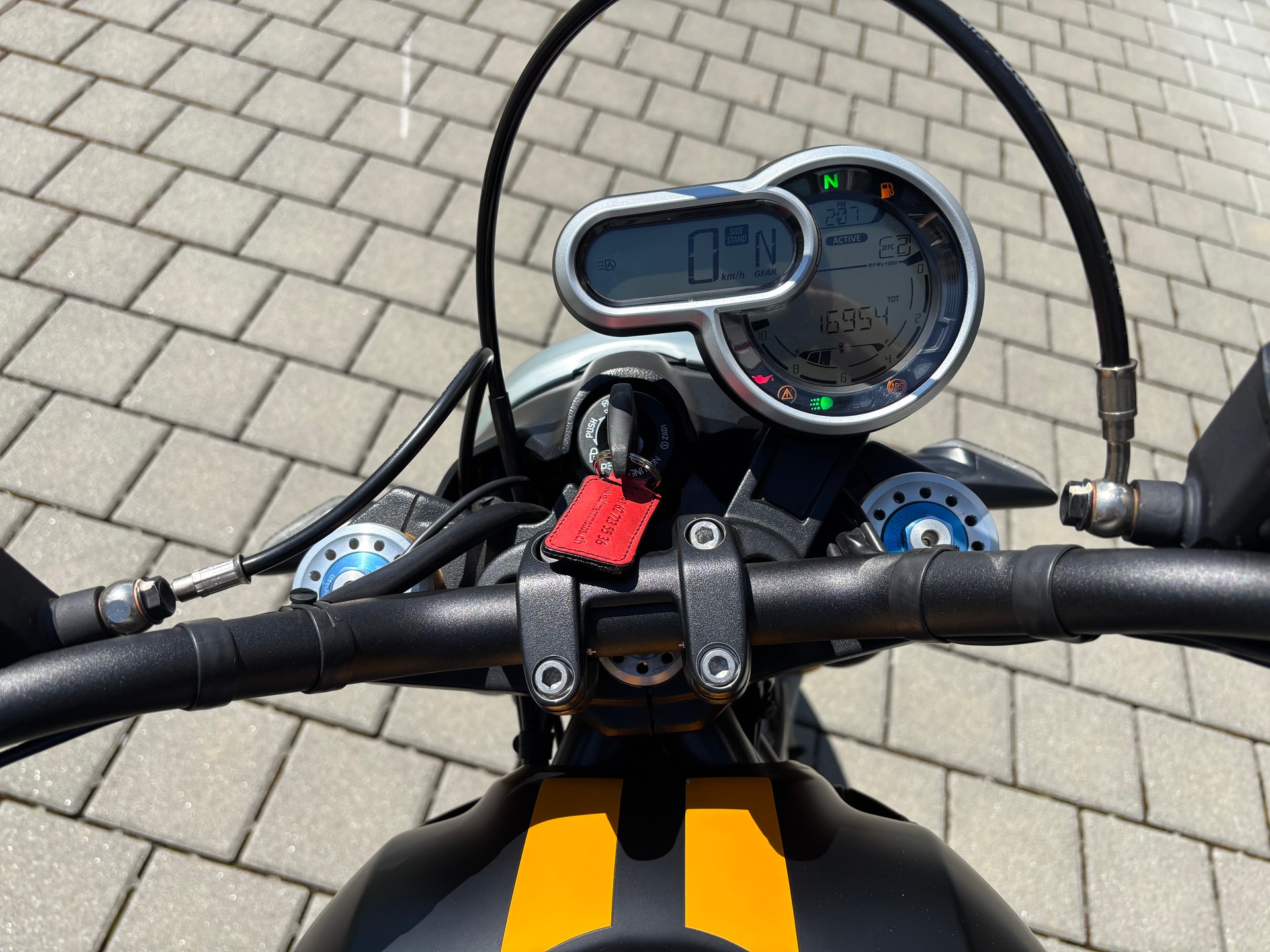 DUCATI Scrambler 1100 Sport-image-4