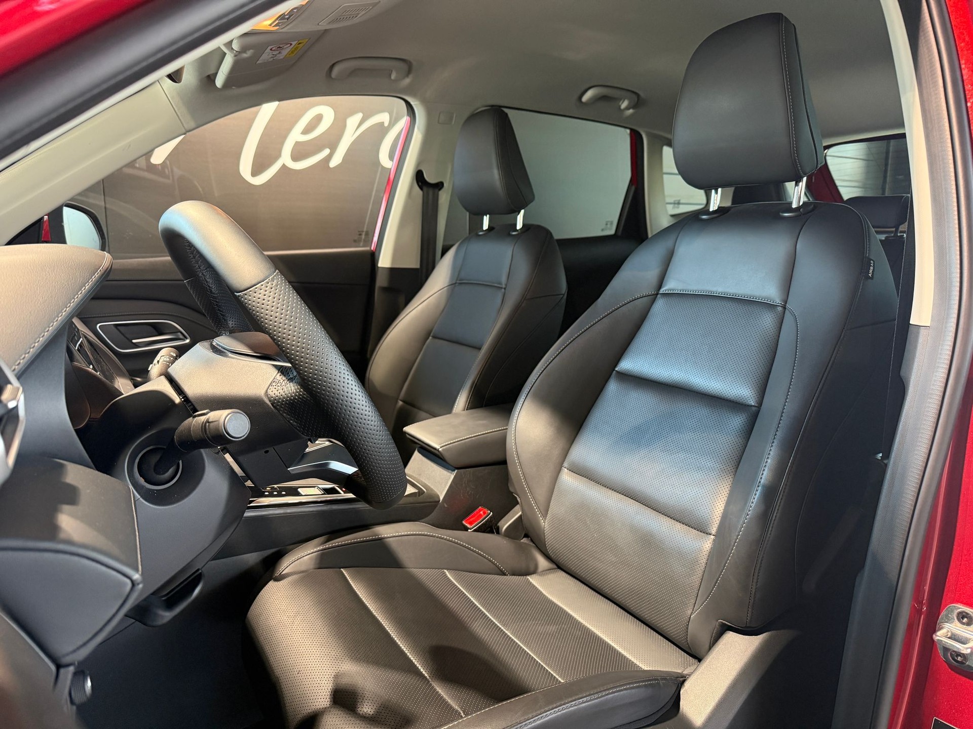 MG ZS 1.5 HEV Luxury-showroom-element-3