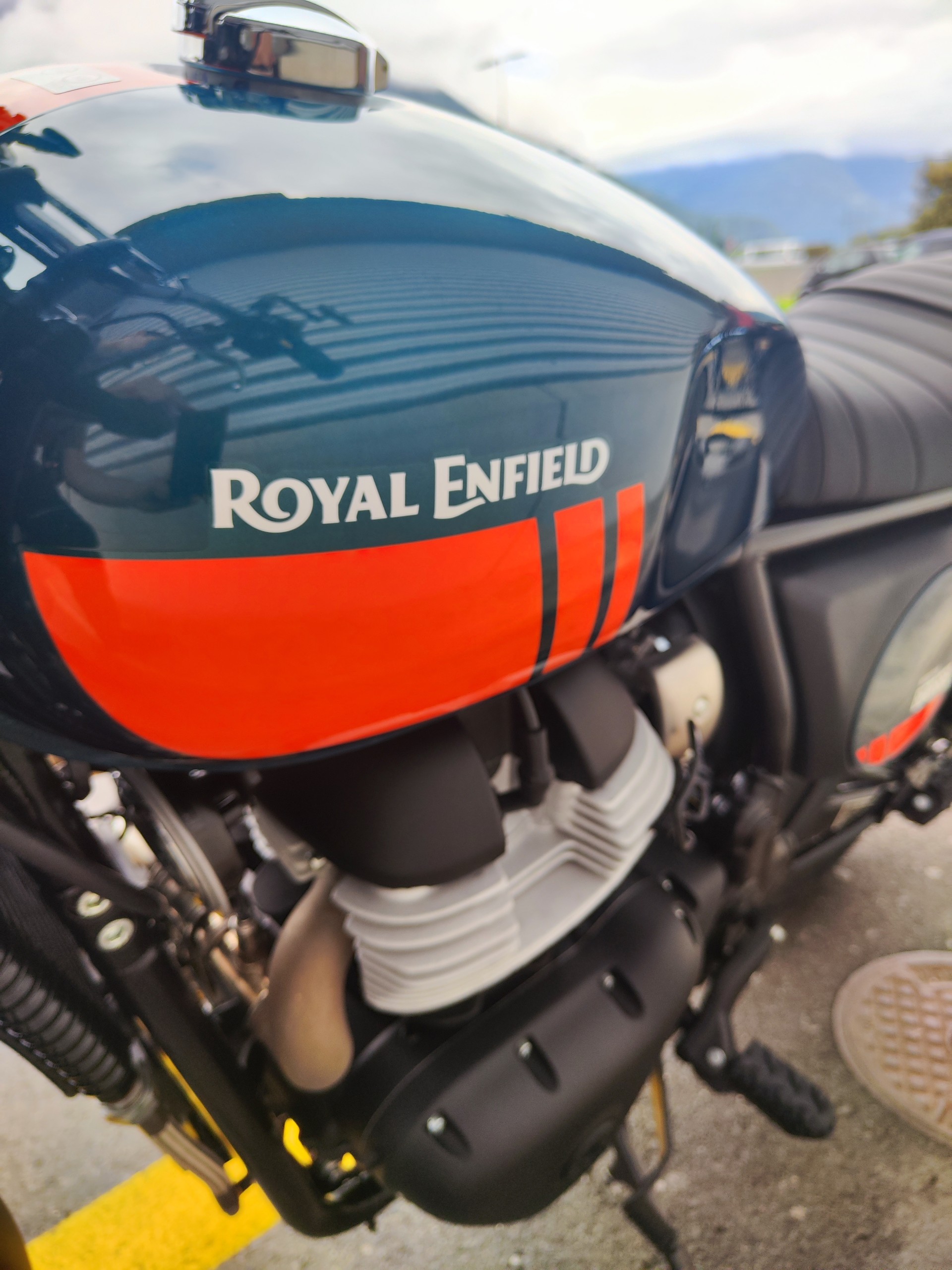 ROYAL ENFIELD Bear 650 Base-image-3